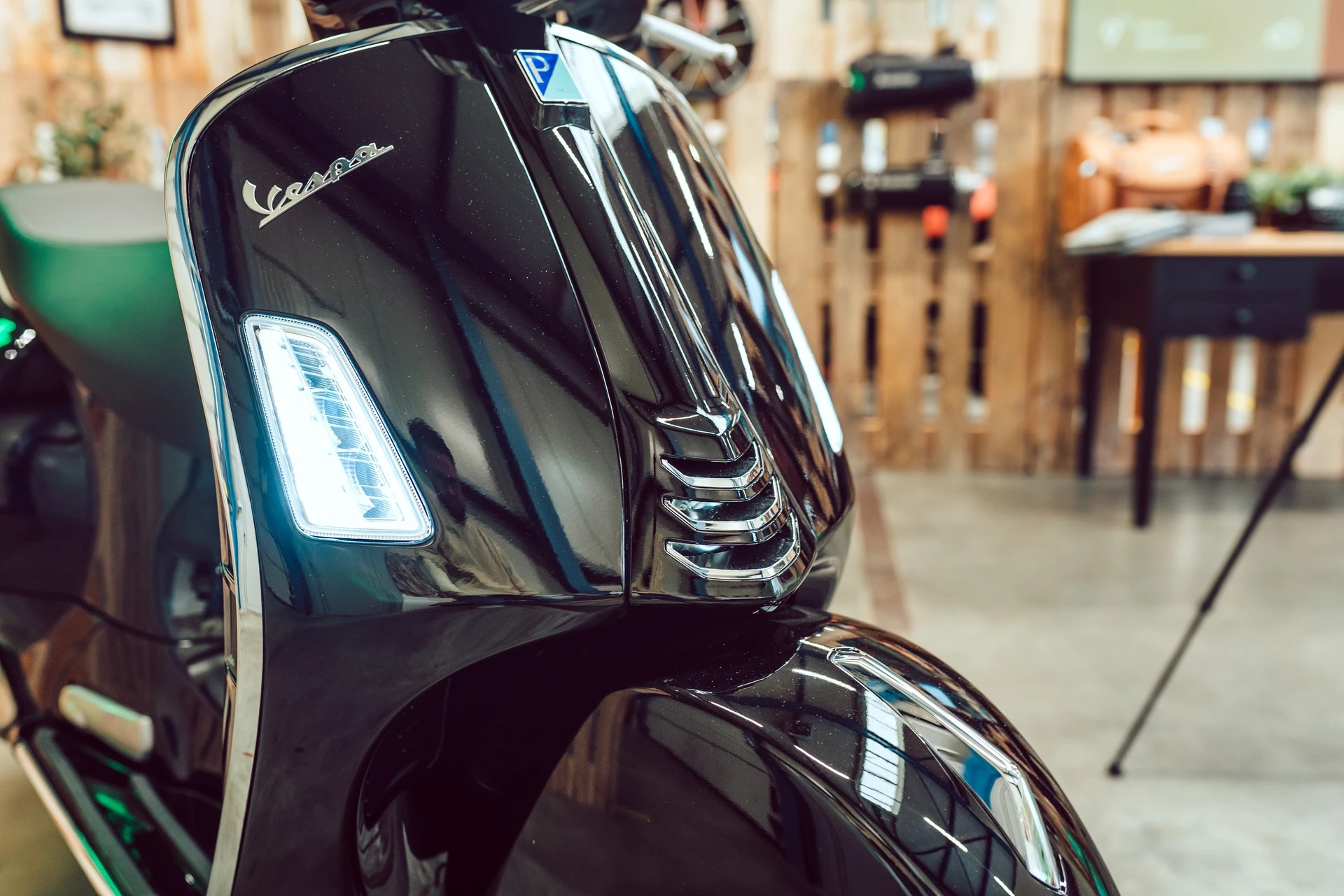 PIAGGIO Vespa GTS 125 Super RST Euro 5+-image-8