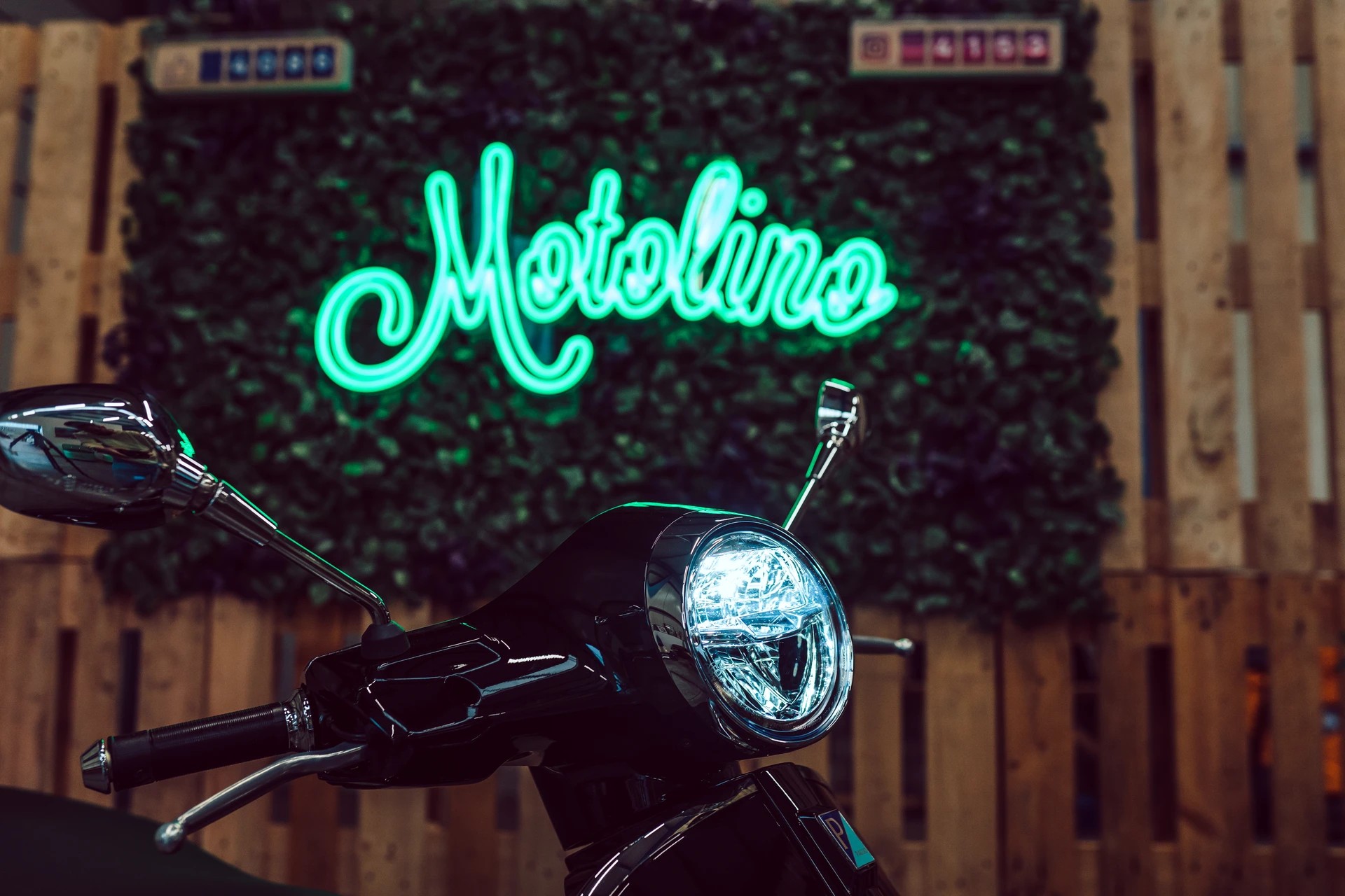 PIAGGIO Vespa GTS 125 Super RST Euro 5+-image-6