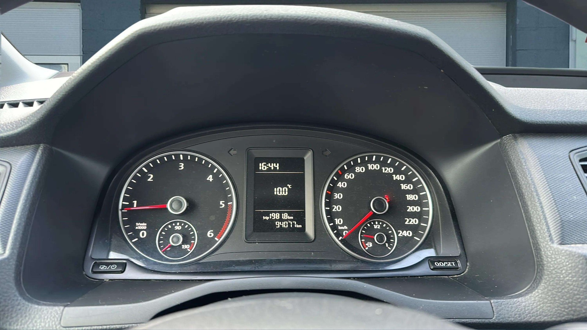 VW Caddy 2.0TDI BlueMotion Technology mit AHK-image-12
