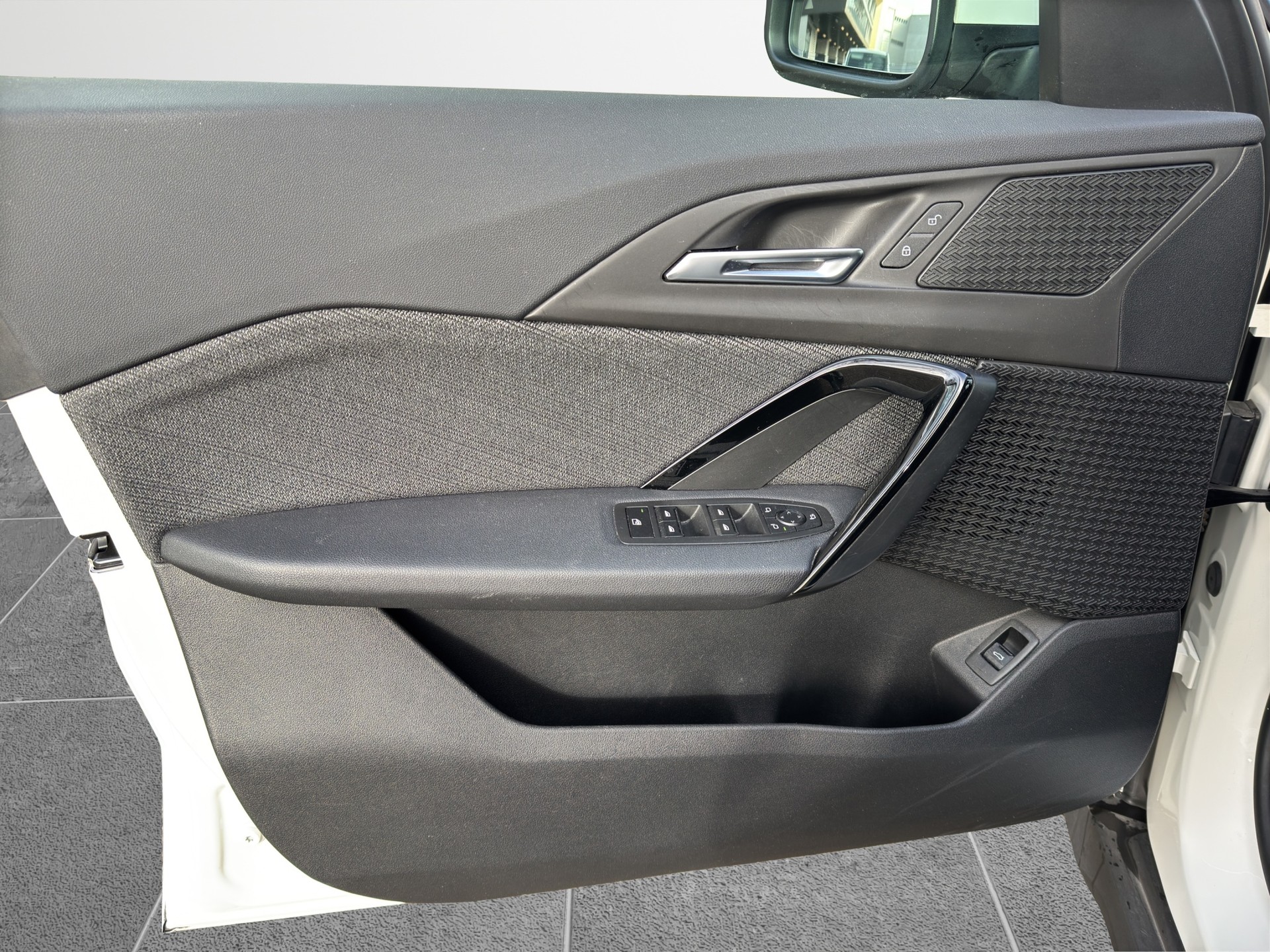 BMW X1 20d xDrive-image-9