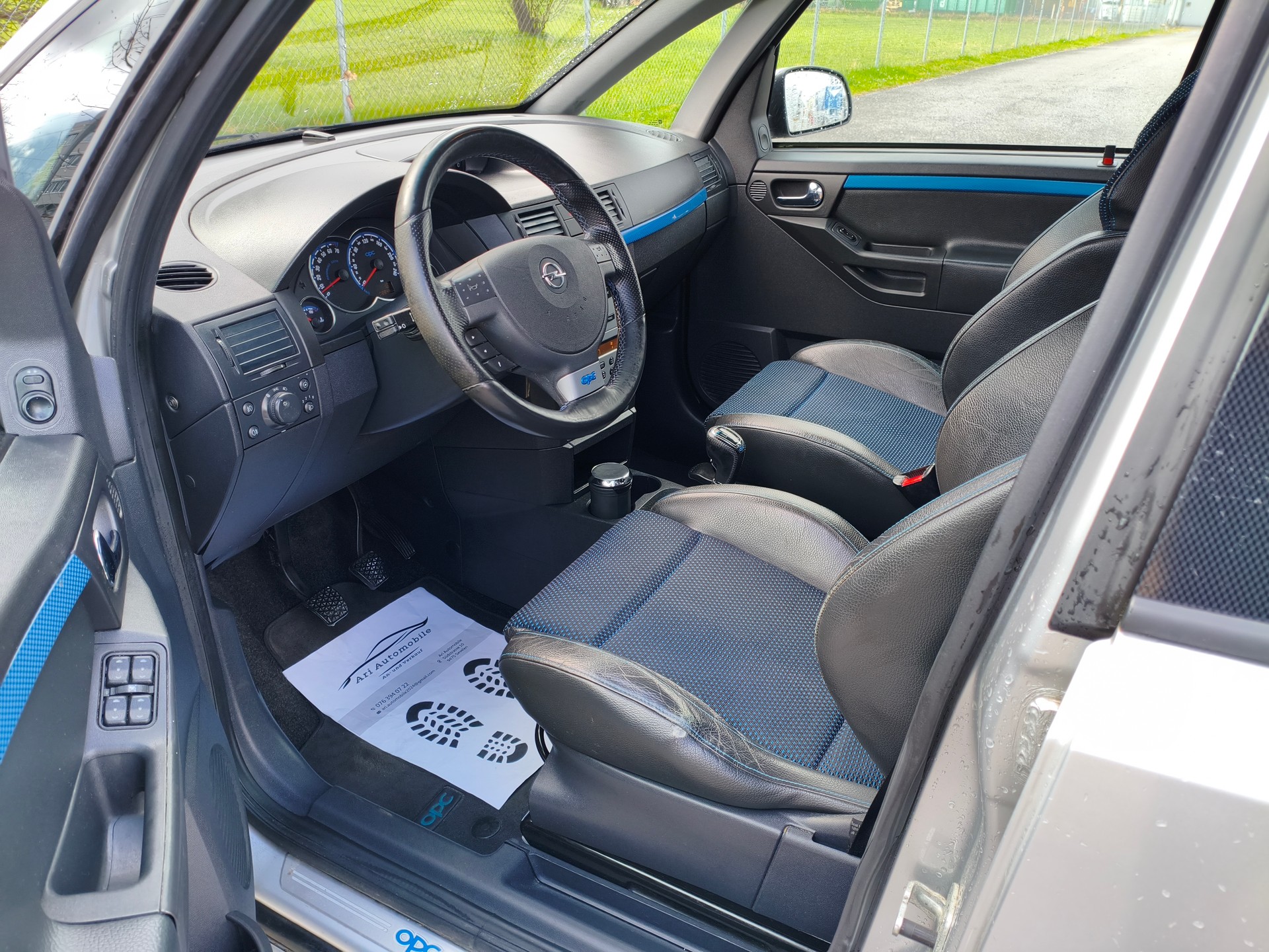 OPEL Meriva 1.6i 16V Turbo OPC-image-12