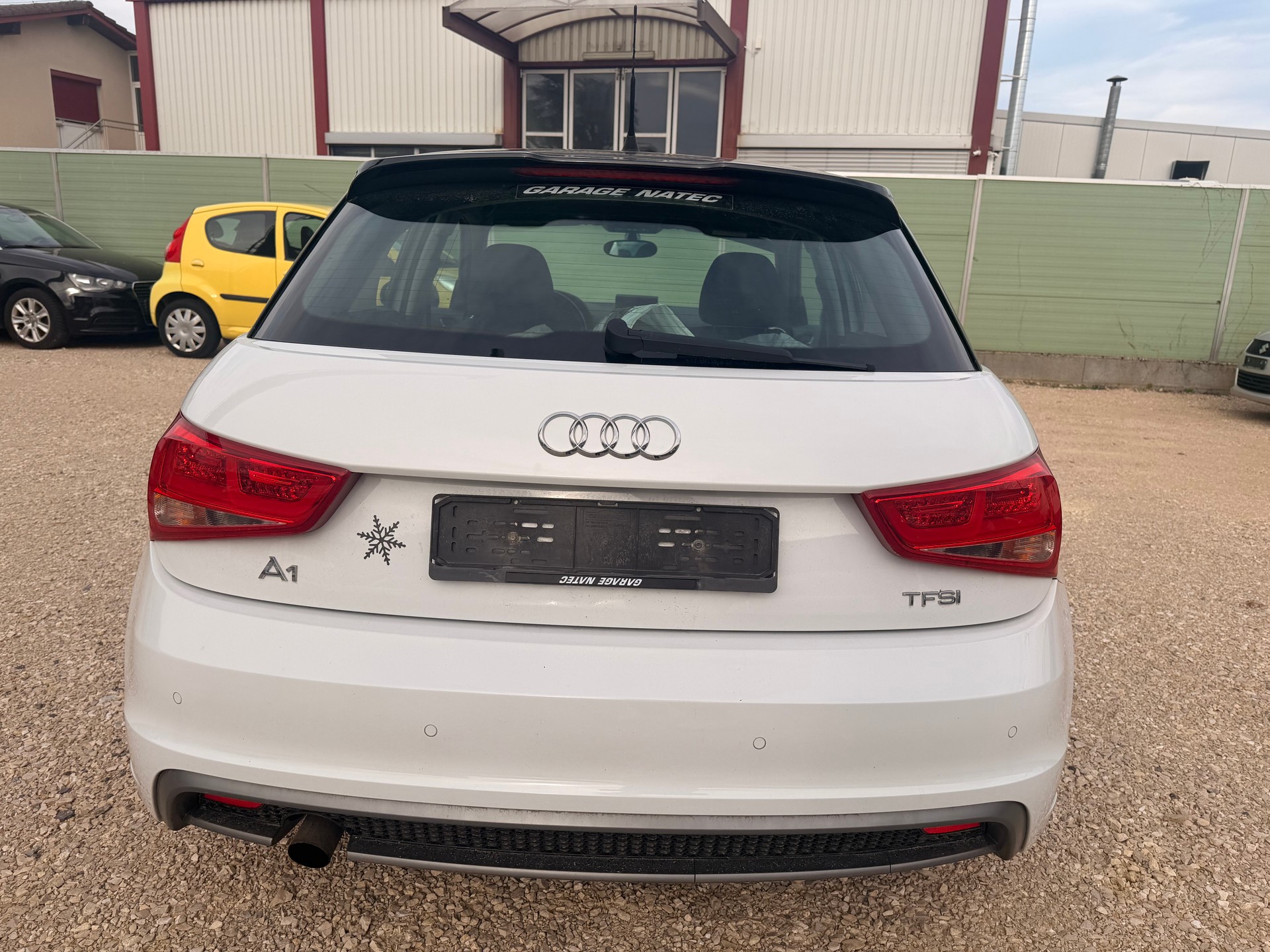 AUDI A1 Sportback 1.2 TFSI admired sline-image-4
