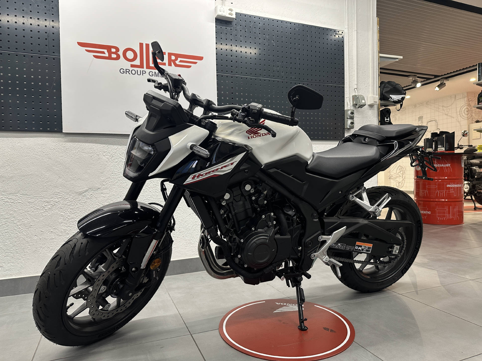 HONDA CB 500 Hornet | A2 | TFT Display | MIVV Slip-On | Kurzheck-image-15