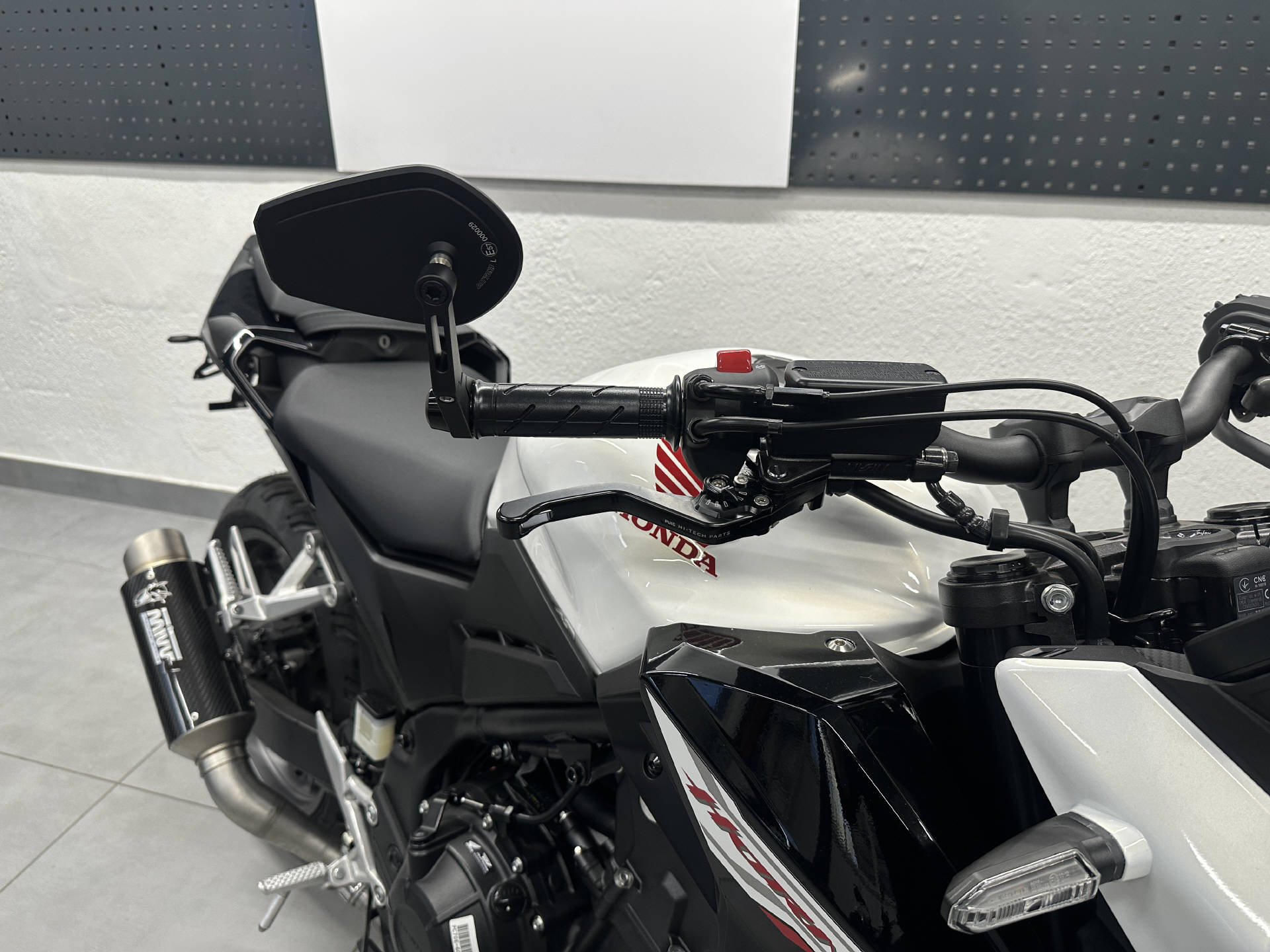 HONDA CB 500 Hornet | A2 | TFT Display | MIVV Slip-On | Kurzheck-image-12