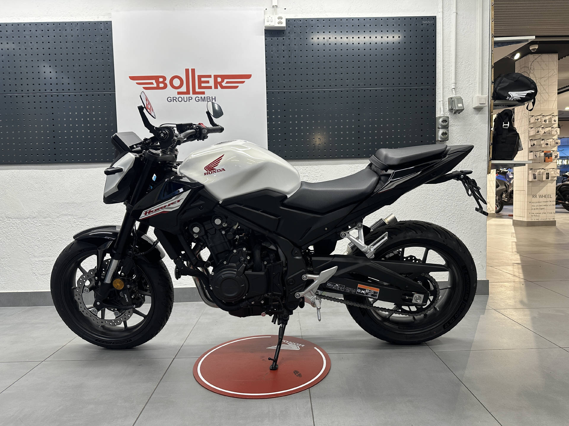 HONDA CB 500 Hornet | A2 | TFT Display | MIVV Slip-On | Kurzheck-image-10