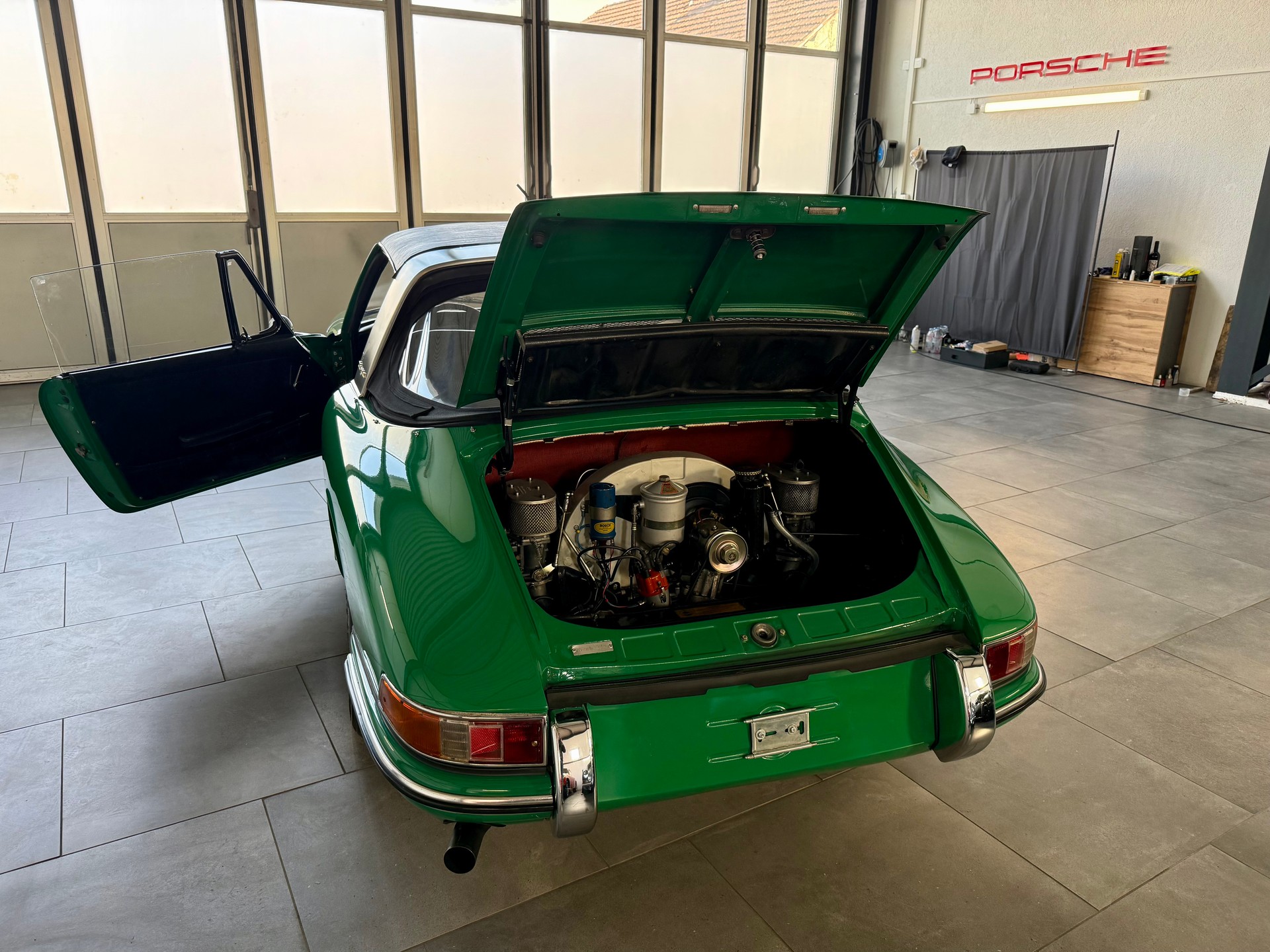 PORSCHE 912 Softwindow Targa-image-8