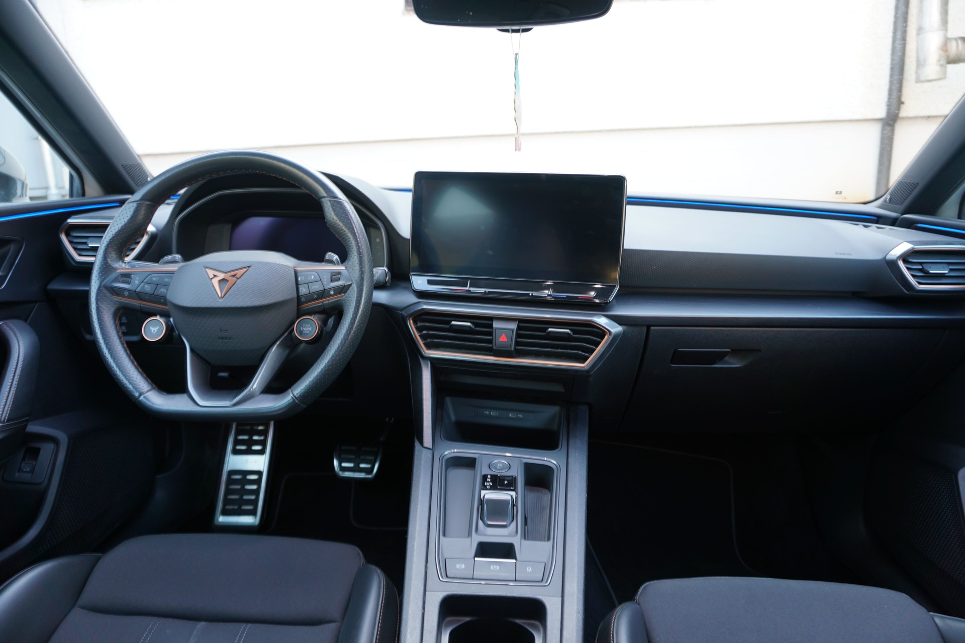 CUPRA LEON VZ 2.0 TSI DSG-image-10