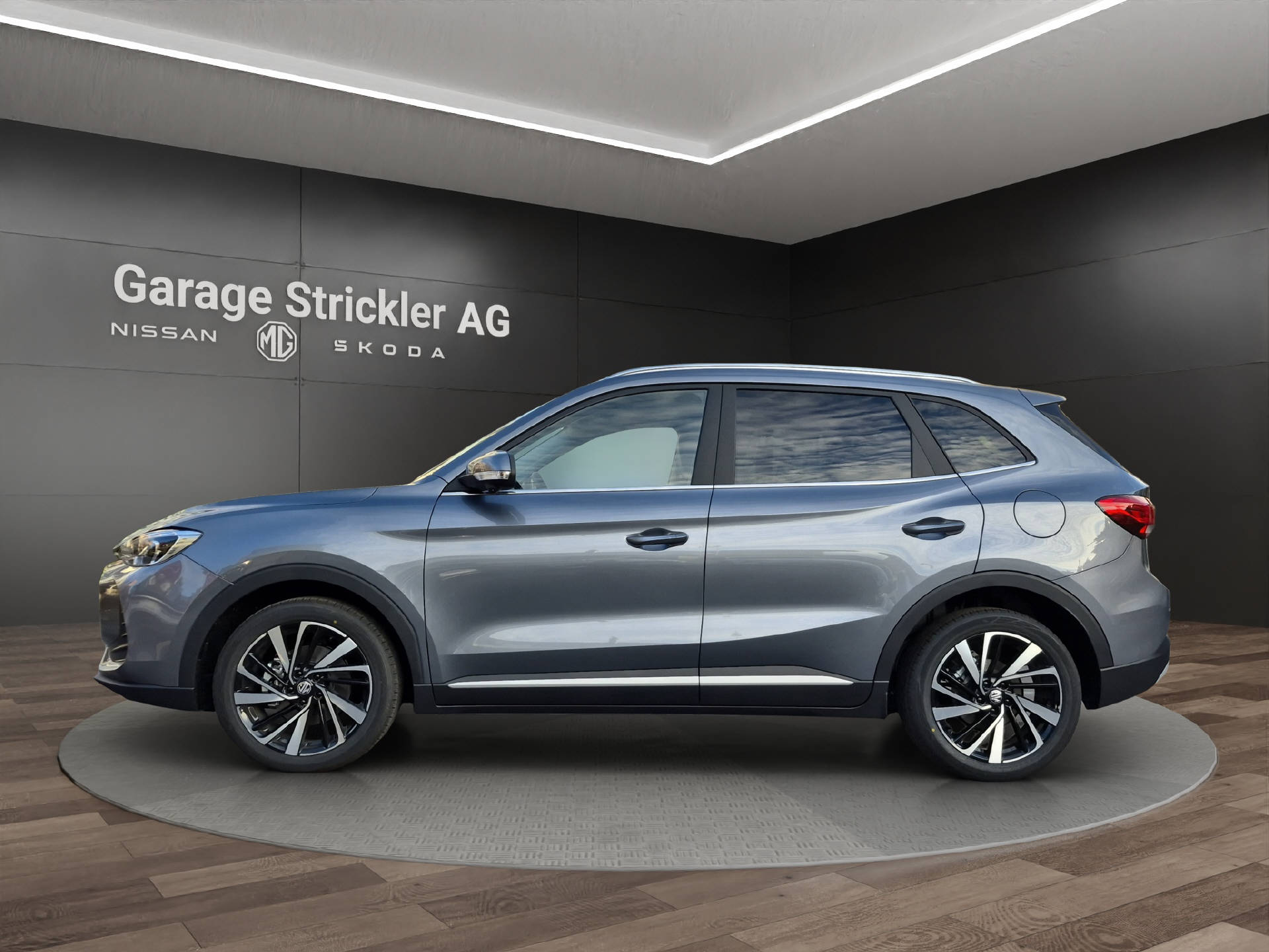 MG ZS 1.5 Hybrid+ Luxury-showroom-element-1