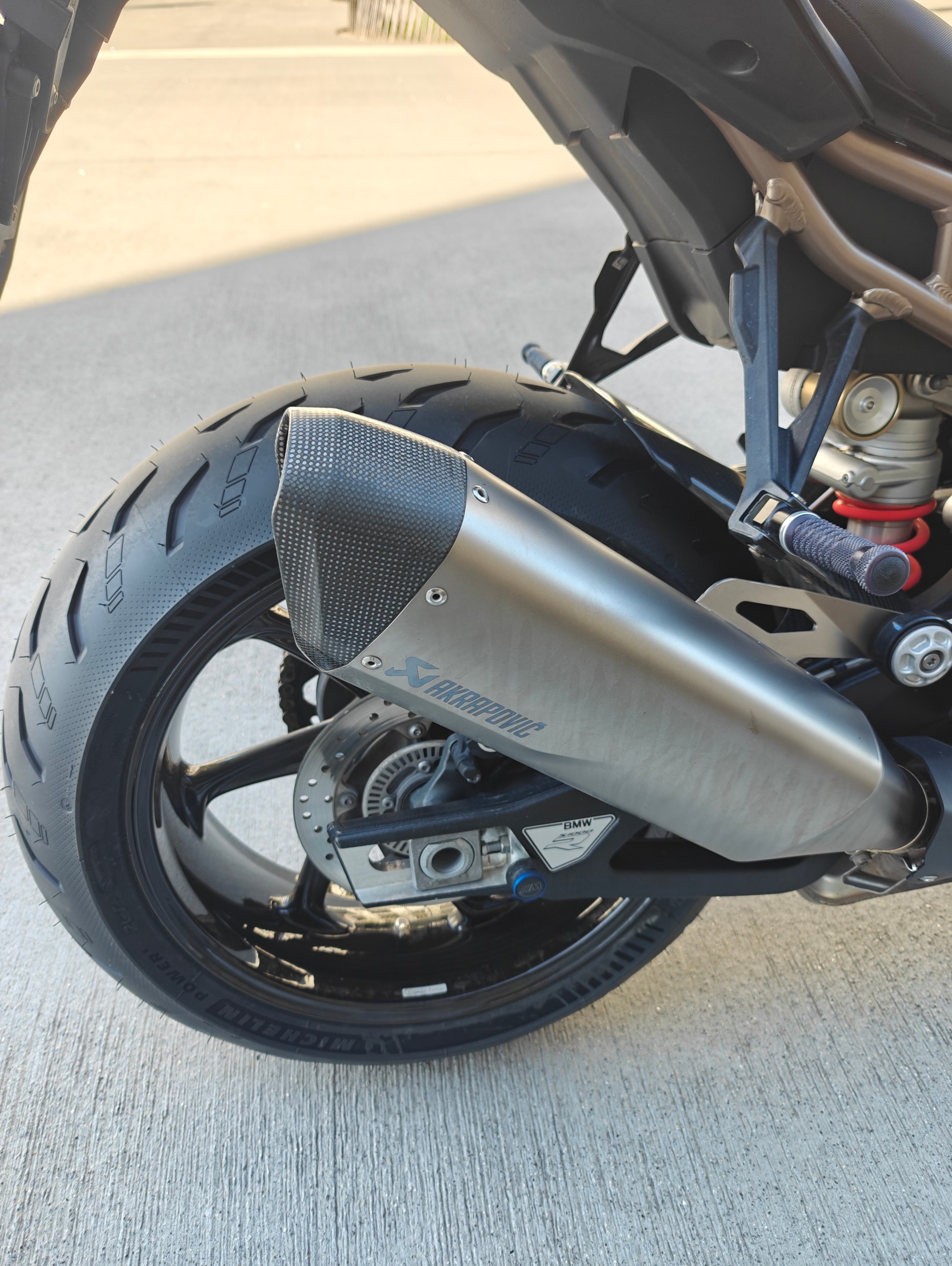 BMW S 1000 R-image-4