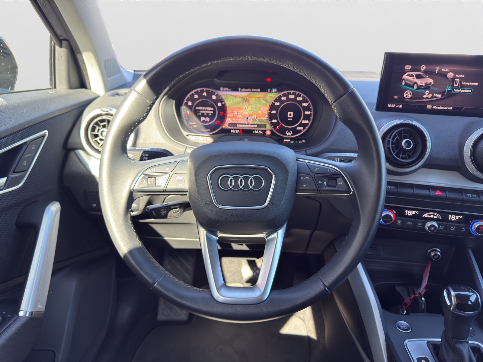 AUDI Q2 40 TFSI advanced quattro S-tronic-image-12