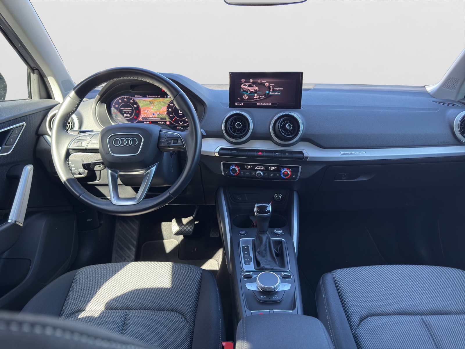 AUDI Q2 40 TFSI advanced quattro S-tronic-image-10