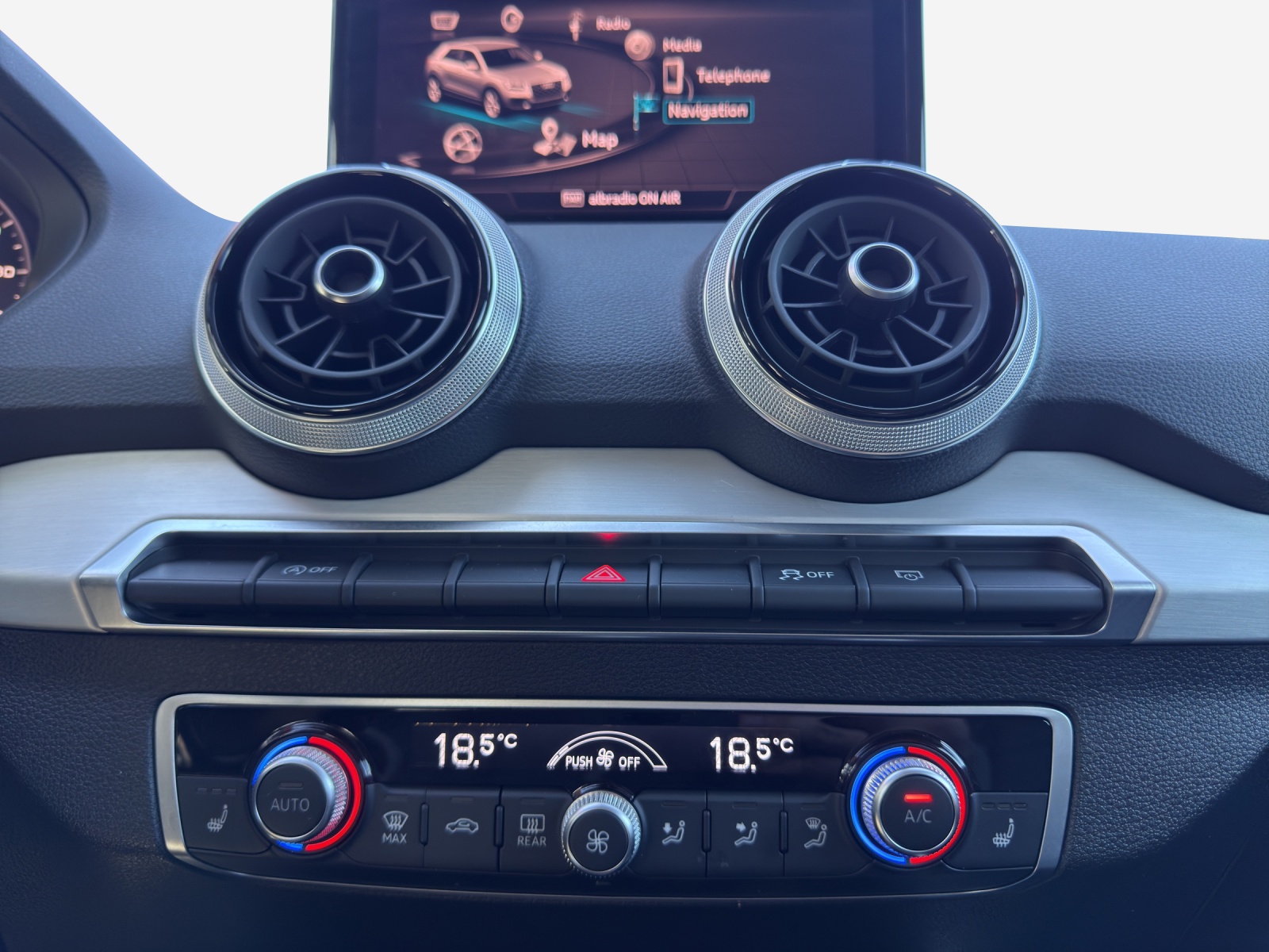 AUDI Q2 40 TFSI advanced quattro S-tronic-image-14