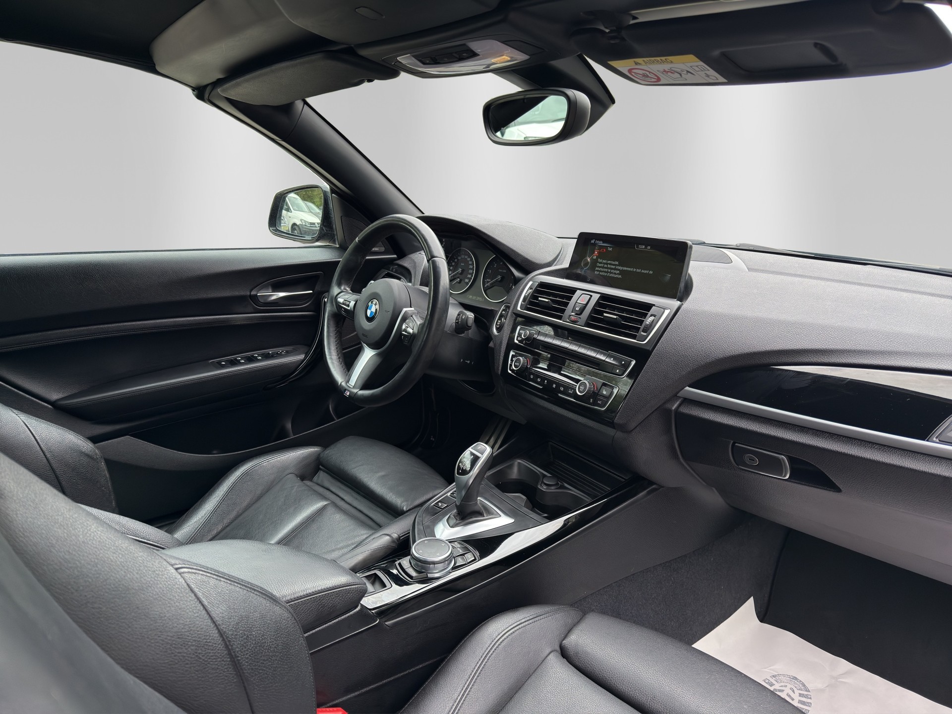 BMW M235i xDrive Steptronic-image-11