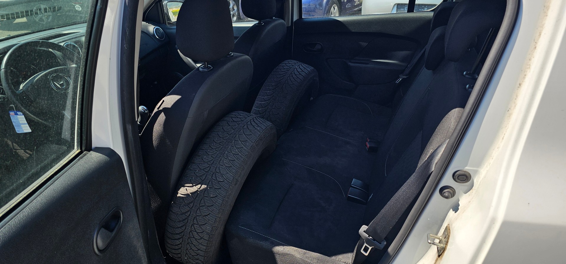 DACIA Sandero 0.9 Lauréate-image-8