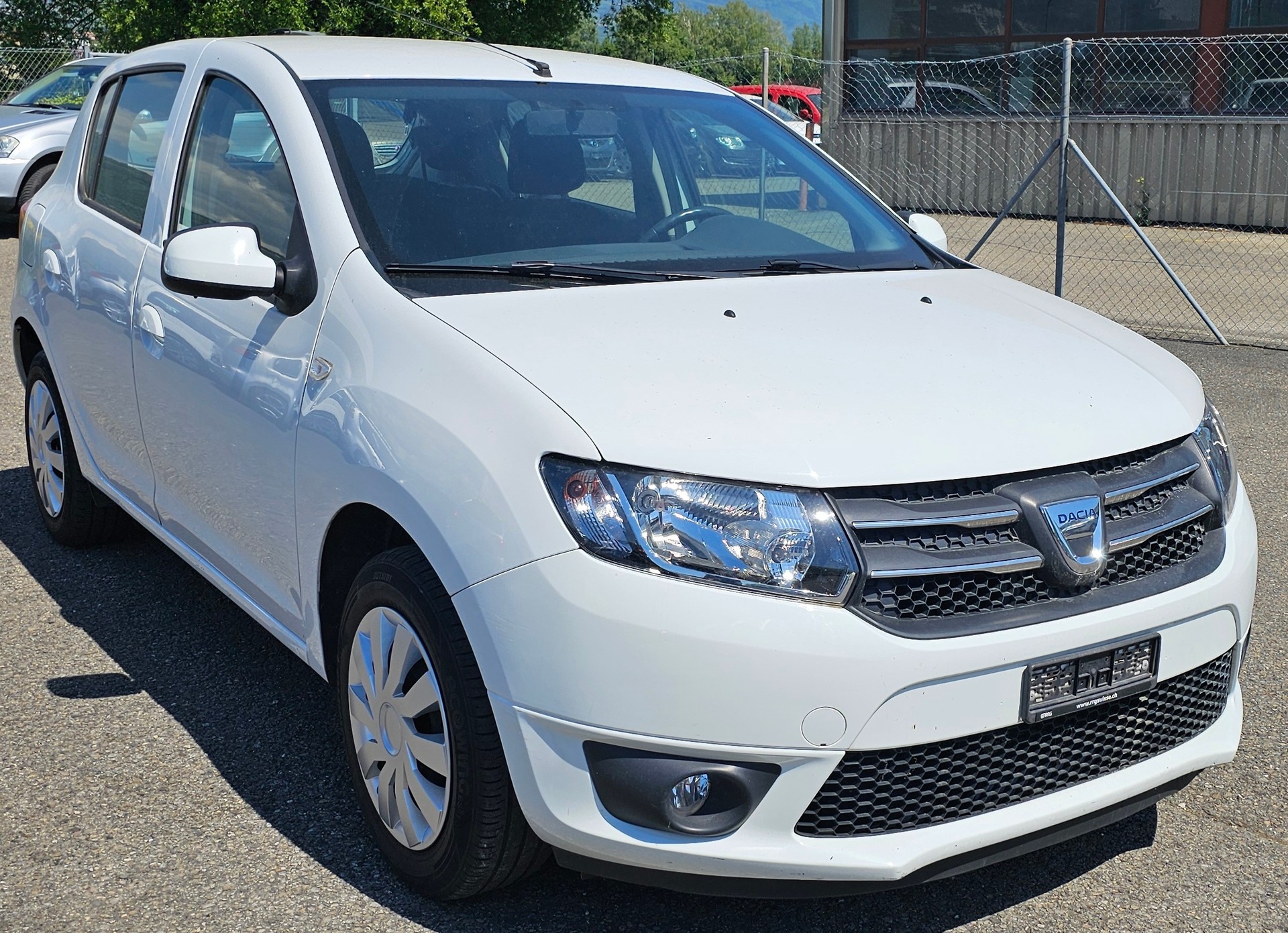 DACIA Sandero 0.9 Lauréate-image-1