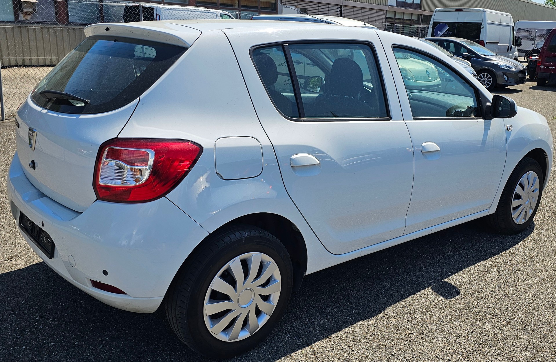 DACIA Sandero 0.9 Lauréate-image-2