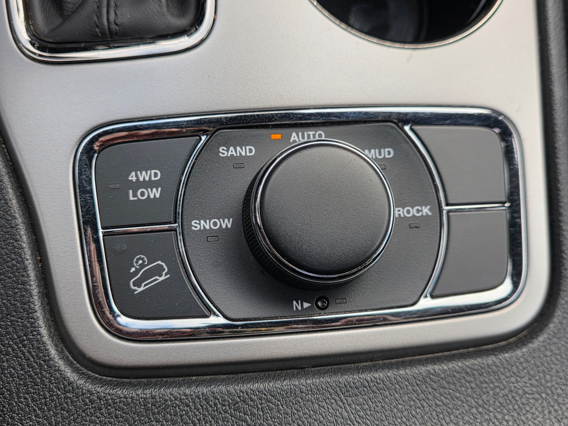 JEEP Grand Cherokee 3.0 CRD S Automatic-image-19