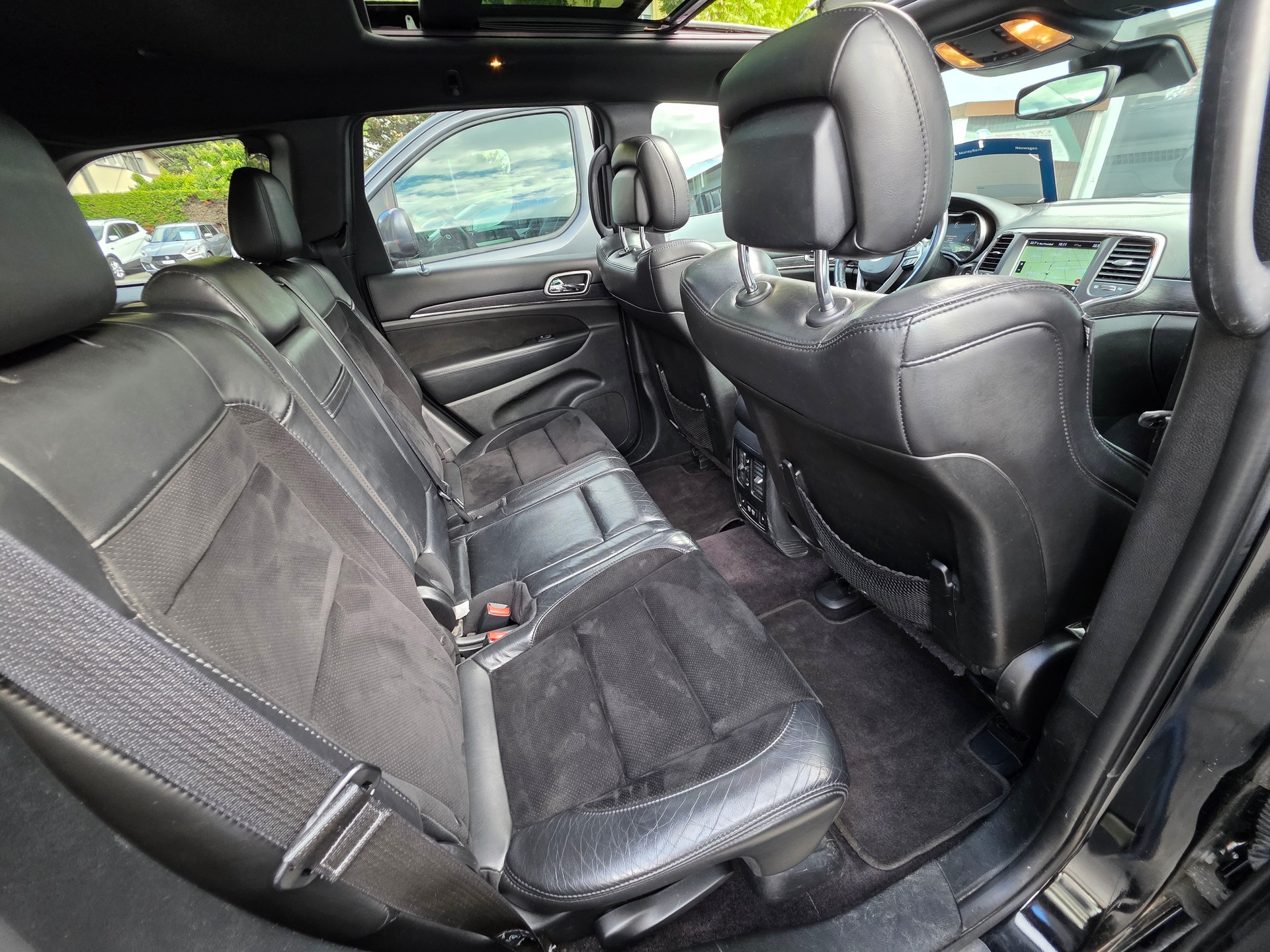 JEEP Grand Cherokee 3.0 CRD S Automatic-image-15
