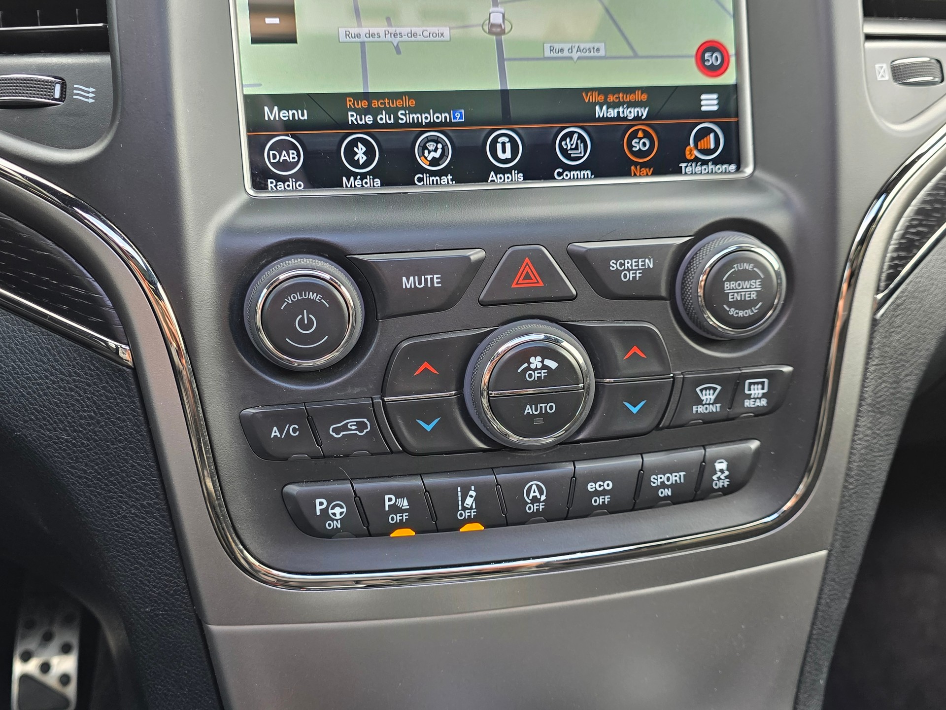 JEEP Grand Cherokee 3.0 CRD S Automatic-image-24