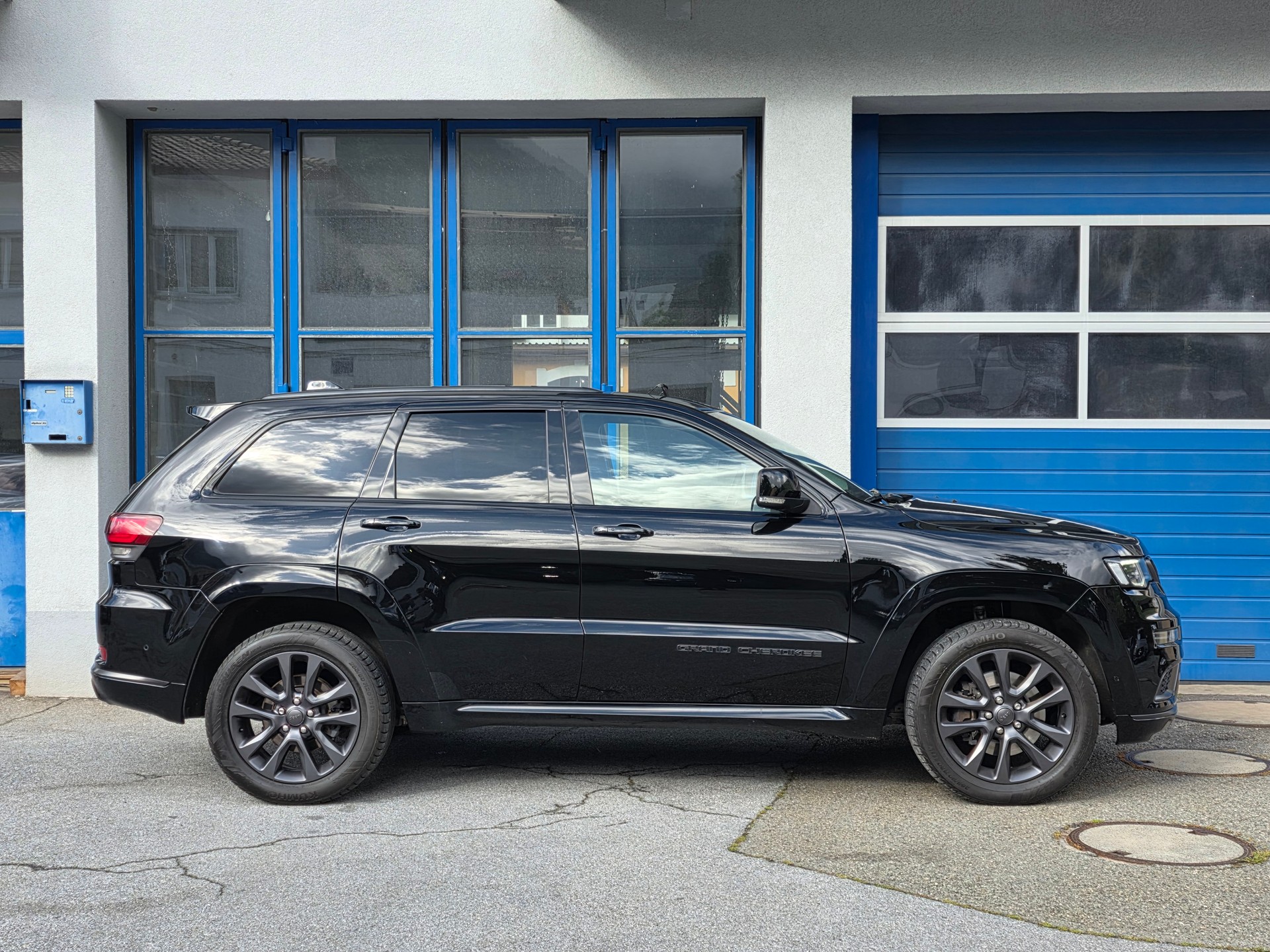JEEP Grand Cherokee 3.0 CRD S Automatic-image-8