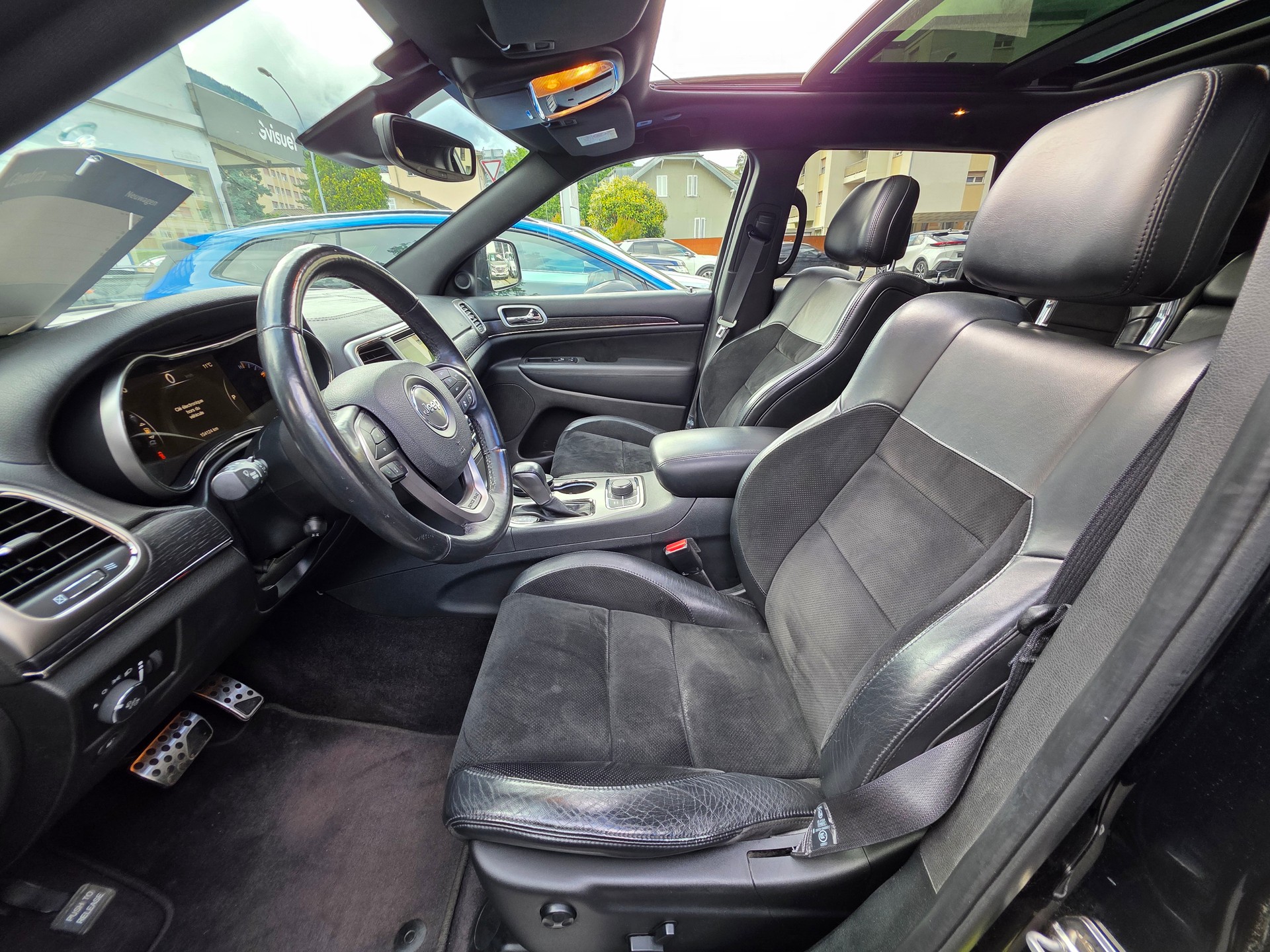 JEEP Grand Cherokee 3.0 CRD S Automatic-image-12