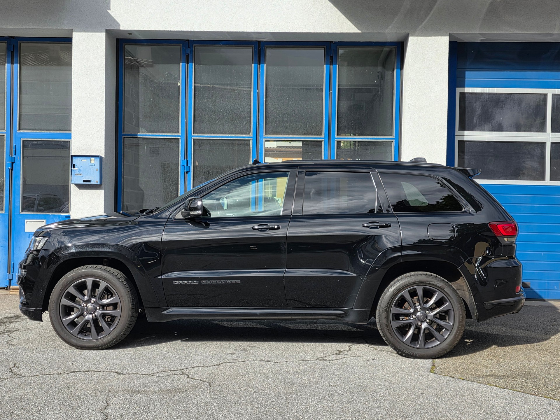 JEEP Grand Cherokee 3.0 CRD S Automatic-showroom-element-2