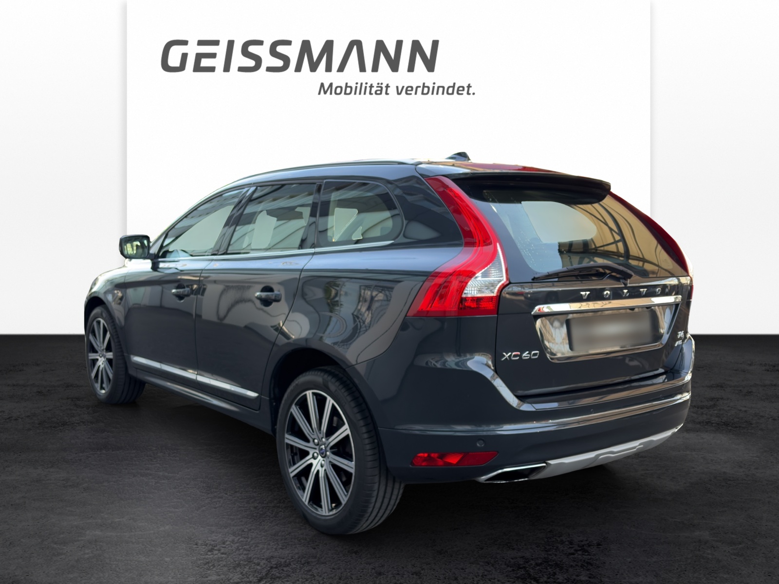 VOLVO XC60 2.0 T6 Summum AWD S/S-image-4