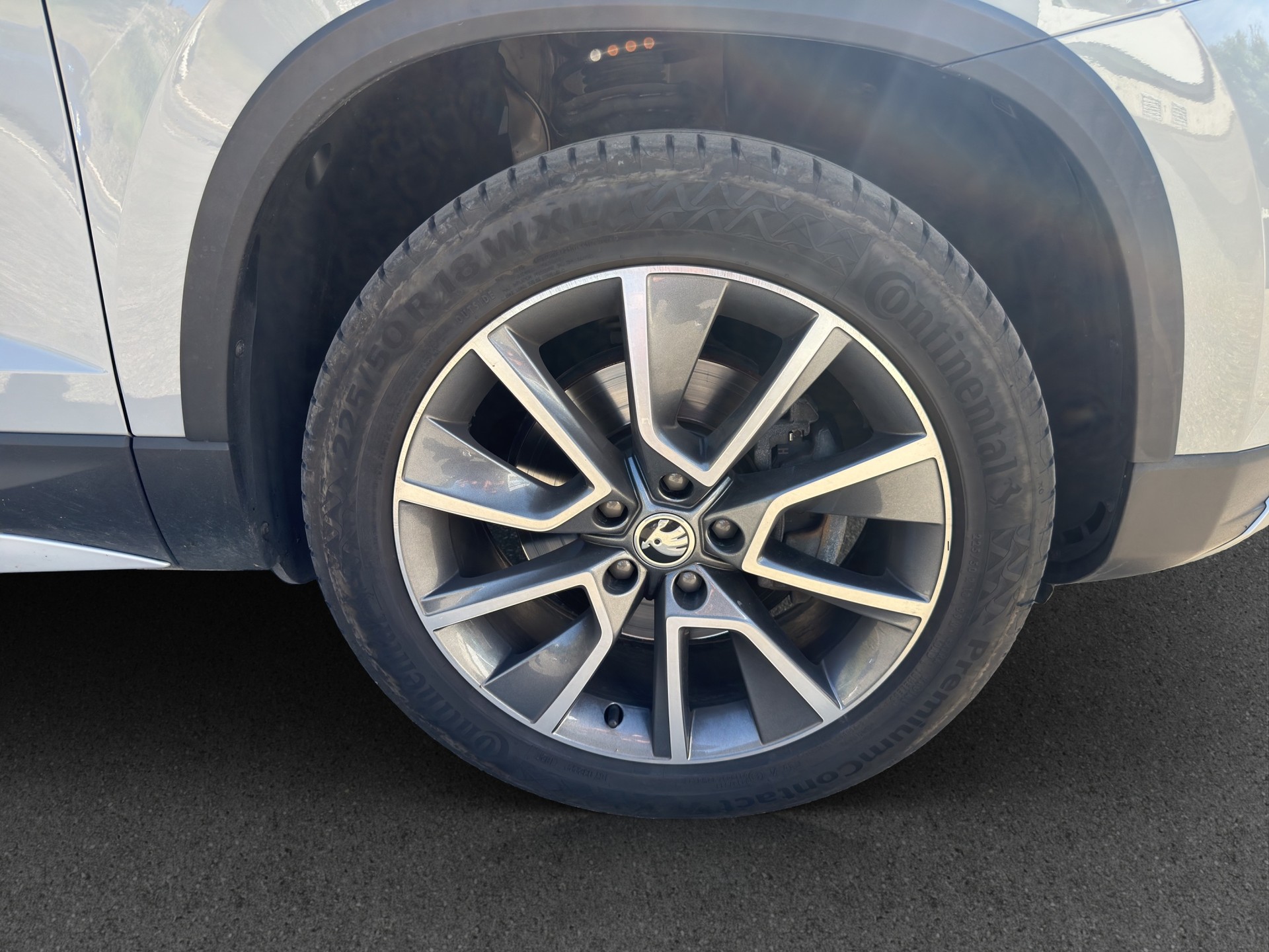 SKODA Karoq 1.5 TSI ACT Scout 4x4 DSG-image-25