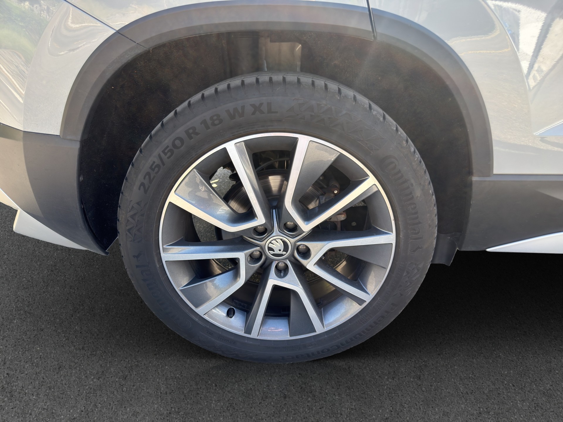 SKODA Karoq 1.5 TSI ACT Scout 4x4 DSG-image-24