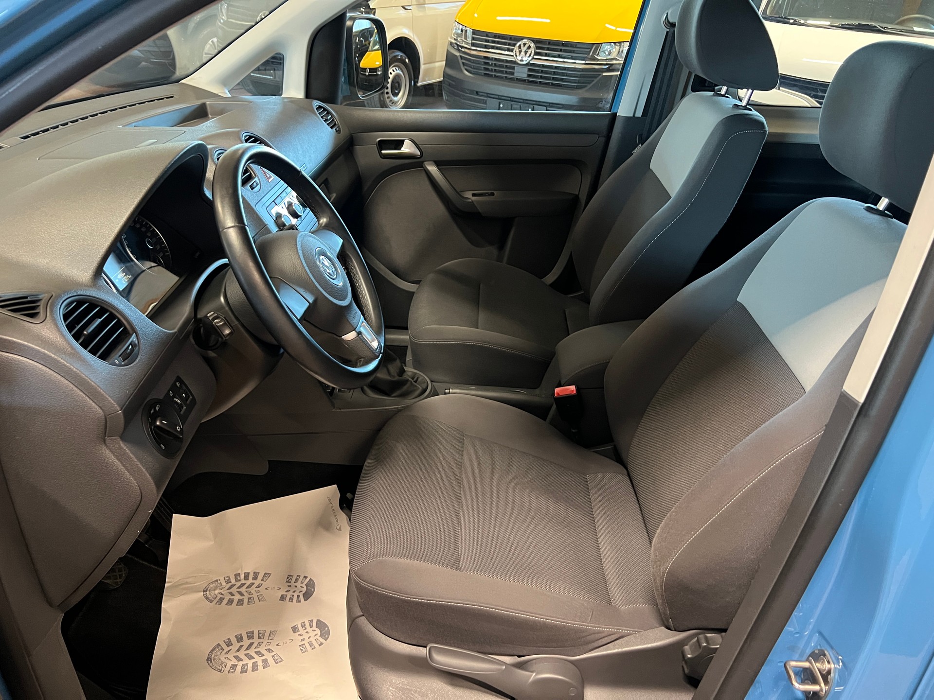 VW Caddy 1.2 TSI Blue Motion Technology Trendline-image-8
