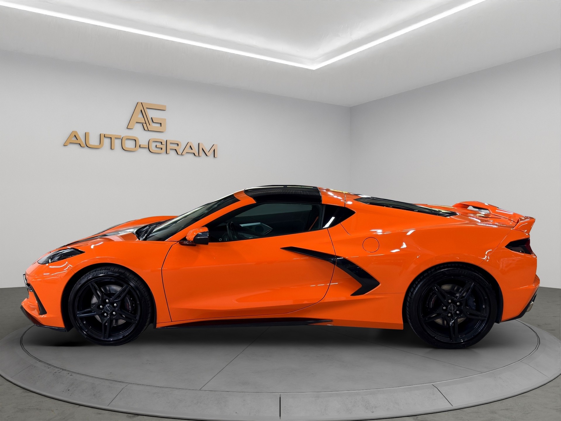 CHEVROLET Corvette Coupé Stingray 2LT-showroom-element-1