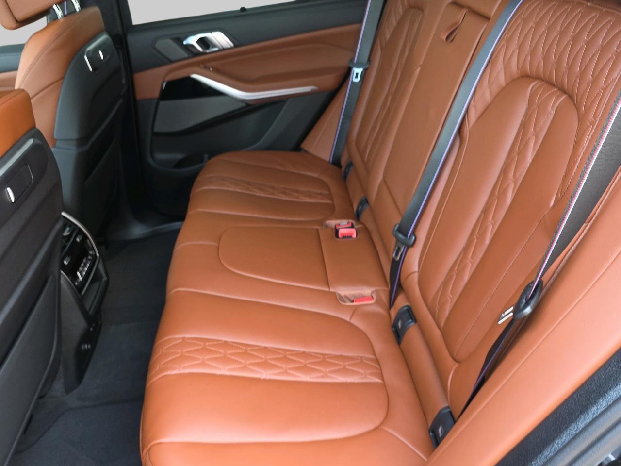BMW X5 50e xDrive-image-12
