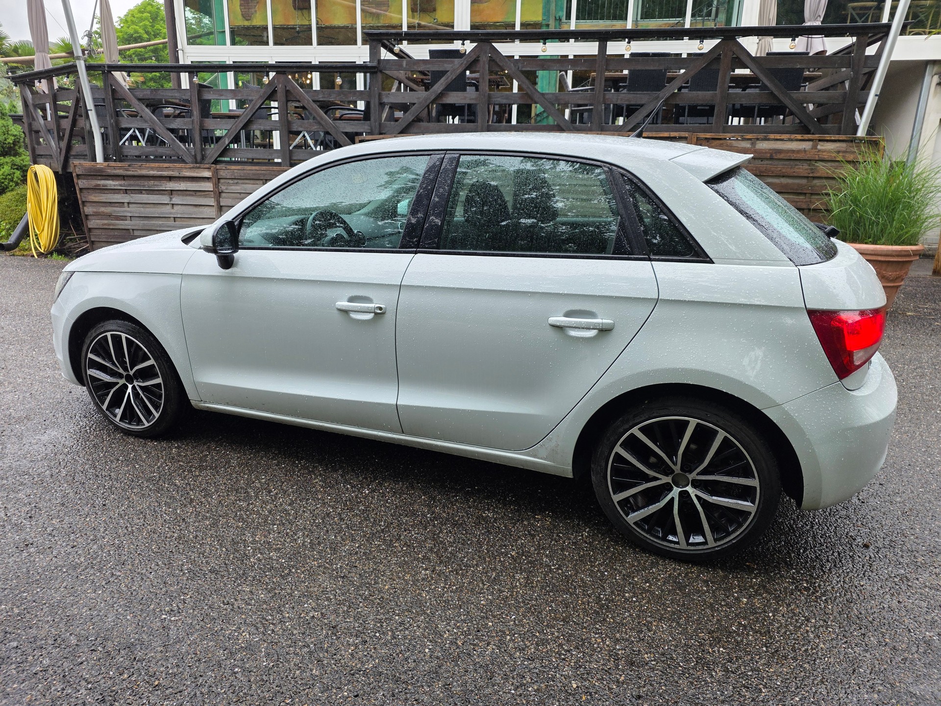 AUDI A1 Sportback 1.4 TFSI Ambition S-tronic ☆☆☆ MFK: 05.05.2026 ☆☆☆ Steuerkette frisch ersetzt ☆☆☆-image-3