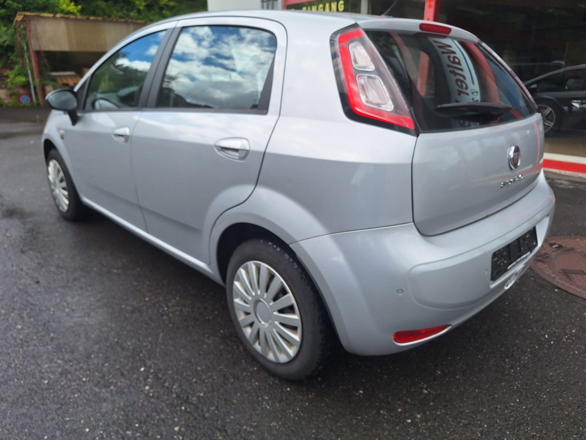 FIAT Punto 1.4 Pop Star-image-1