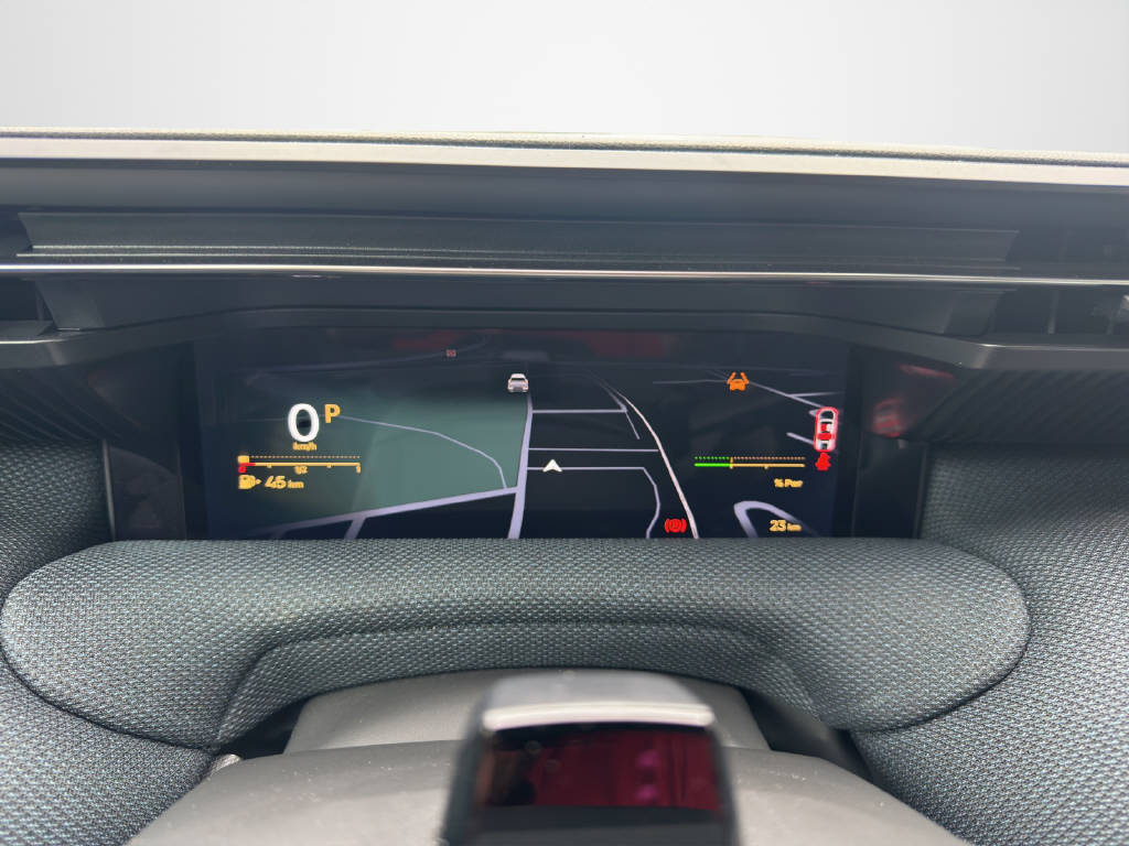CITROEN C5 Aircross 1.2 Hybrid Plus-image-11