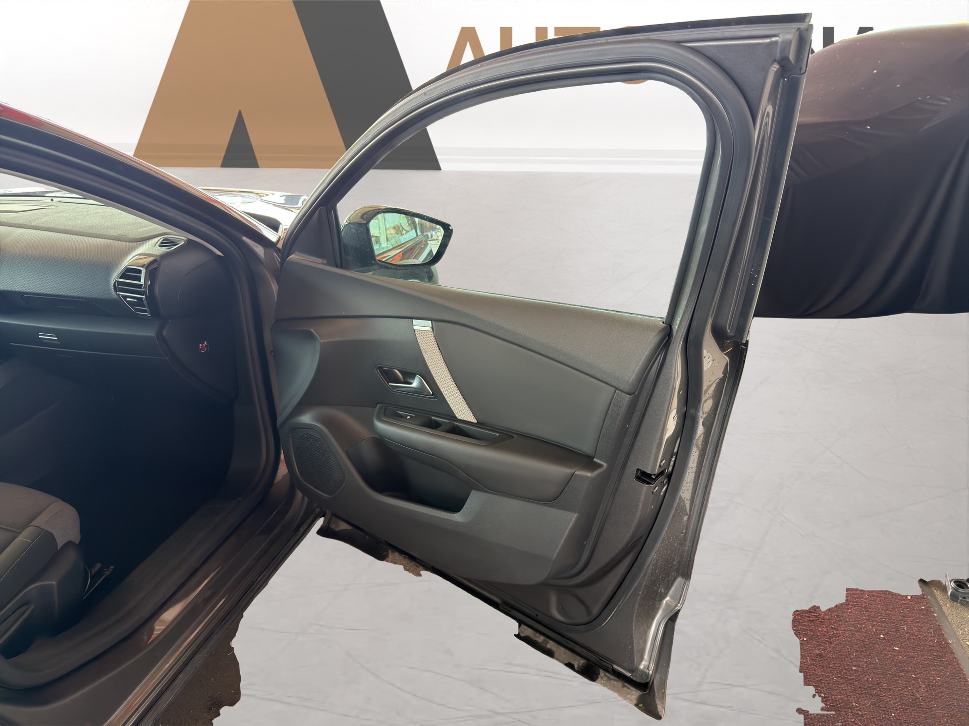 CITROEN C4 1.2 PureTech Max-image-14