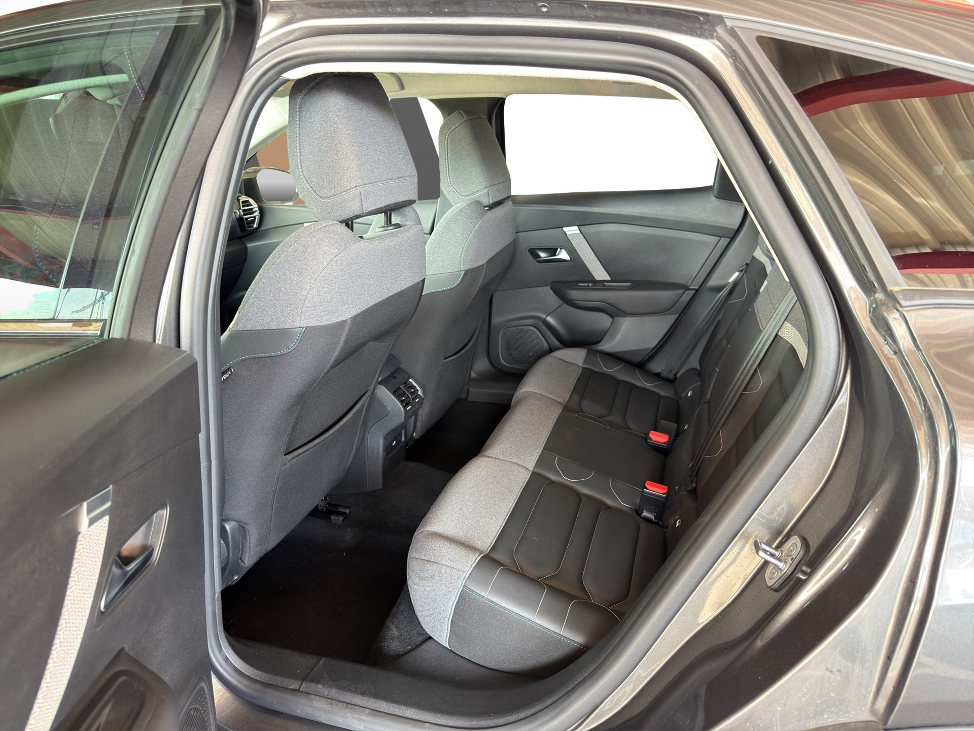 CITROEN C4 1.2 PureTech Max-image-16