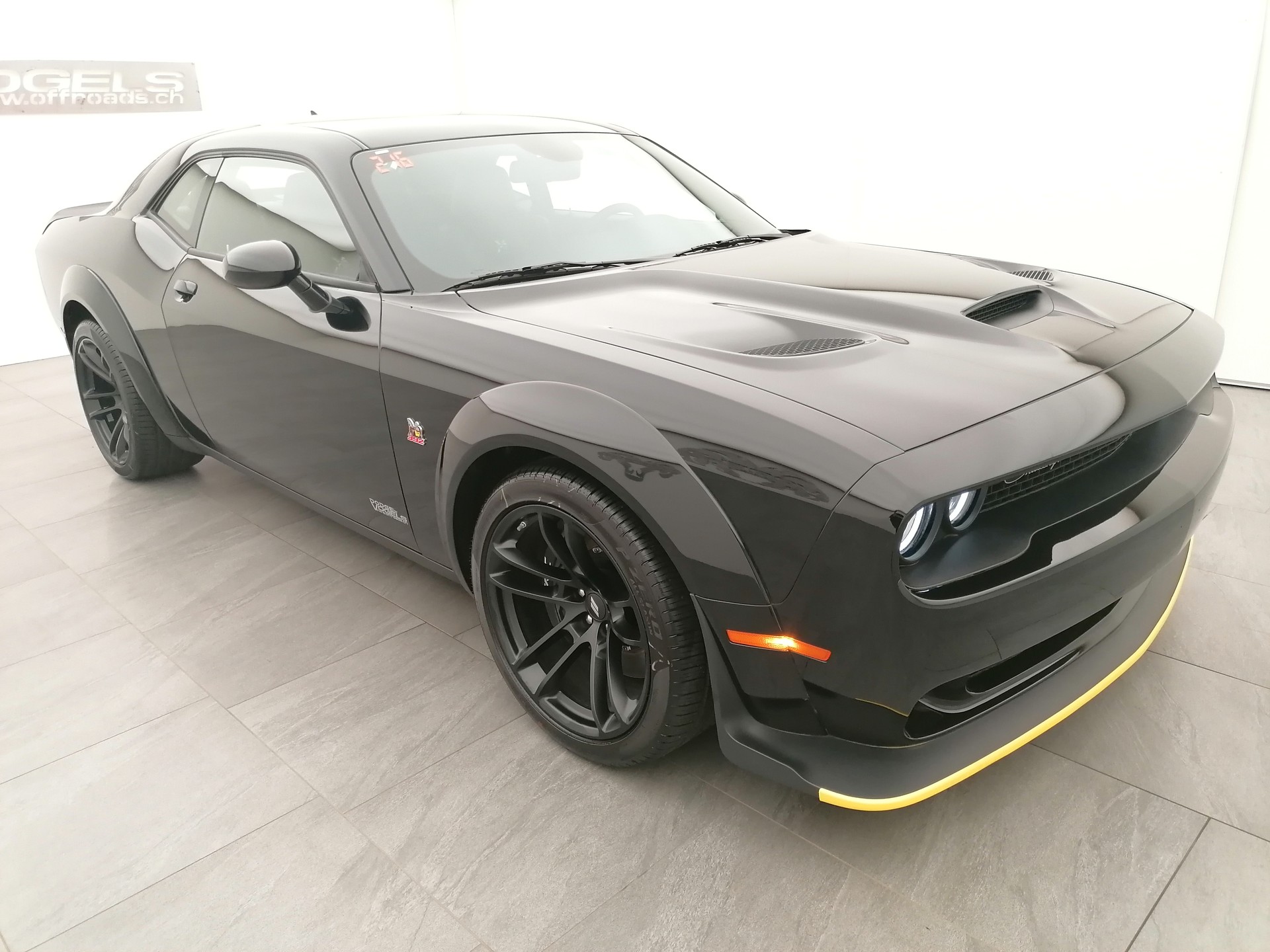 DODGE Challenger 392 WB Scatpack-showroom-element-2