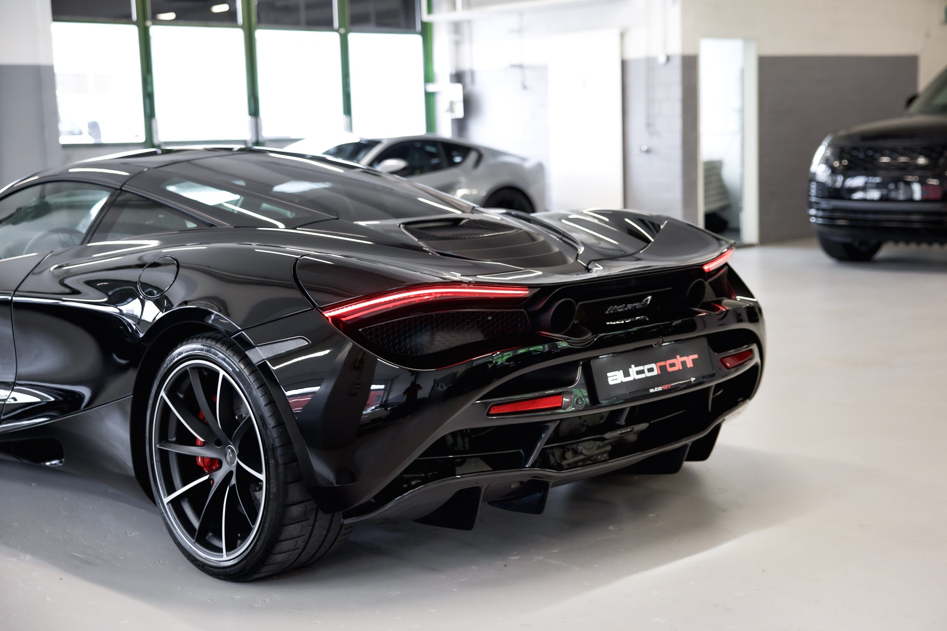 McLAREN 720S Coupé 4.0 V8 SSG-image-13