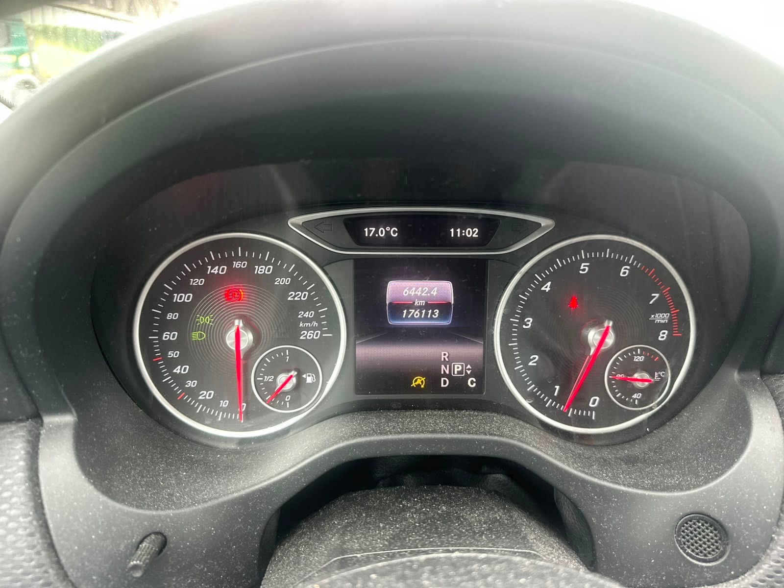 MERCEDES-BENZ A 180 Urban 7G-DCT-image-6