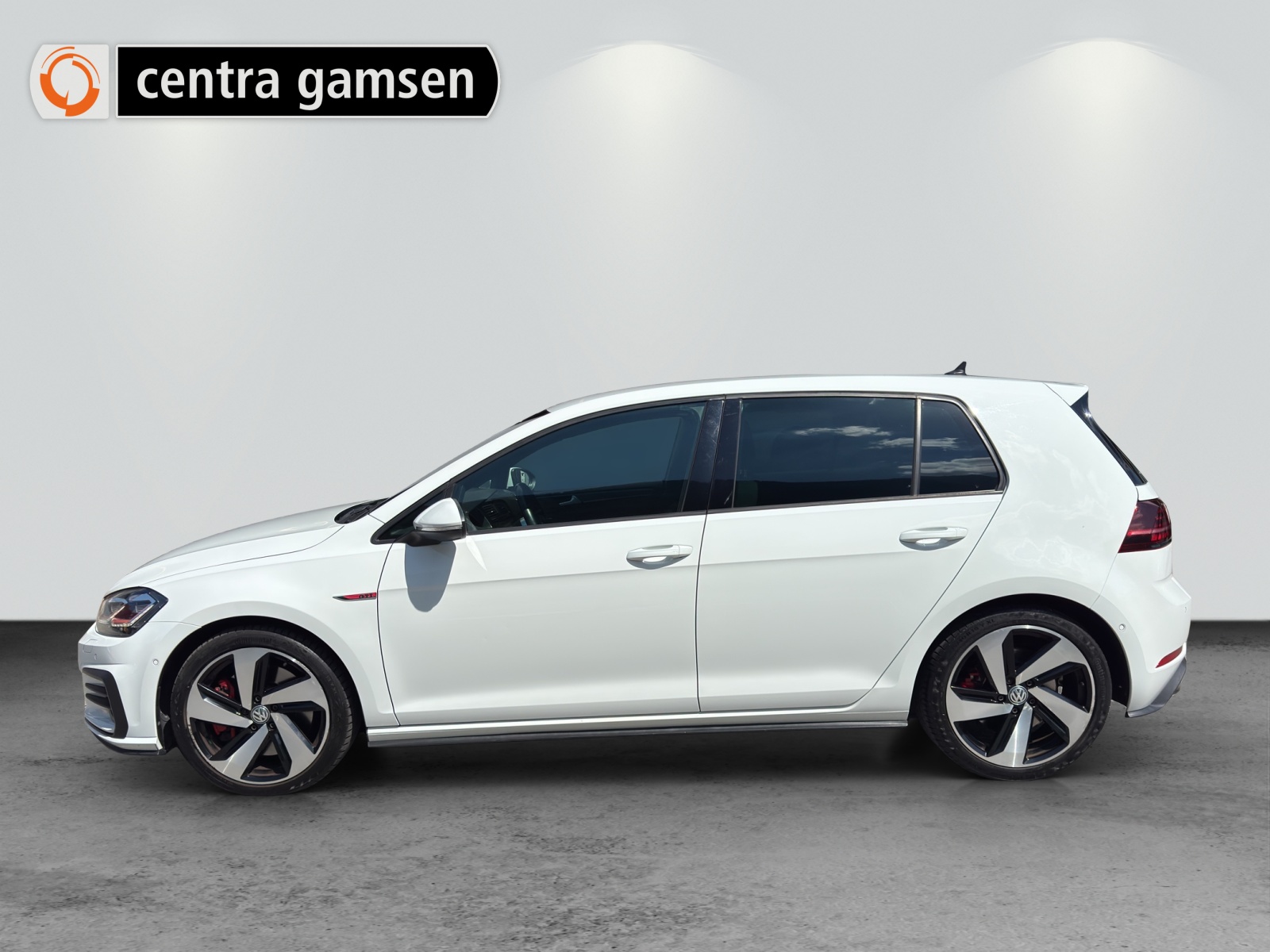 VW Golf 2.0 TSI GTI Performance DSG-showroom-element-2