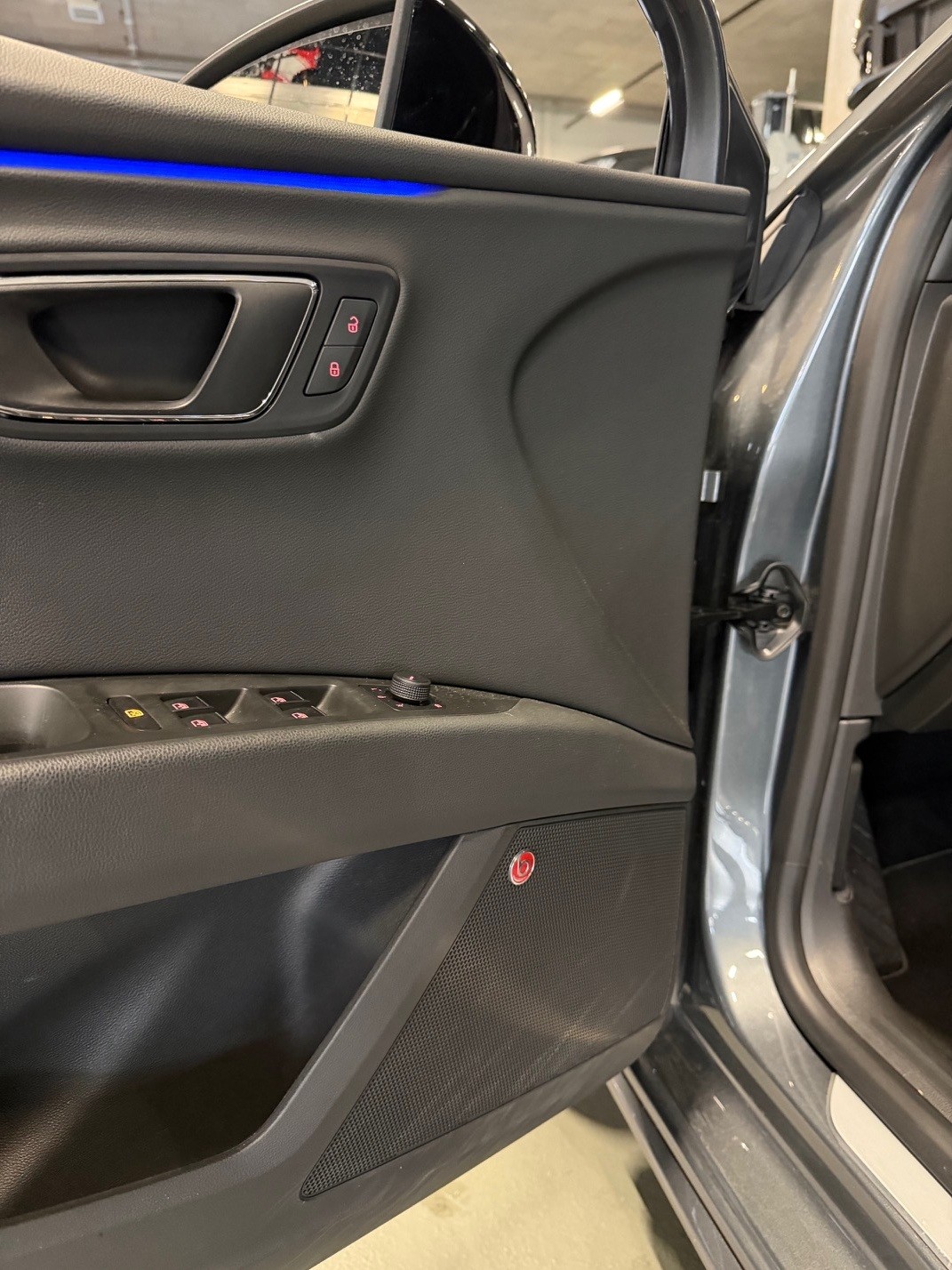 SEAT Leon 2.0 TDI CR FR DSG *performance pack*-image-12
