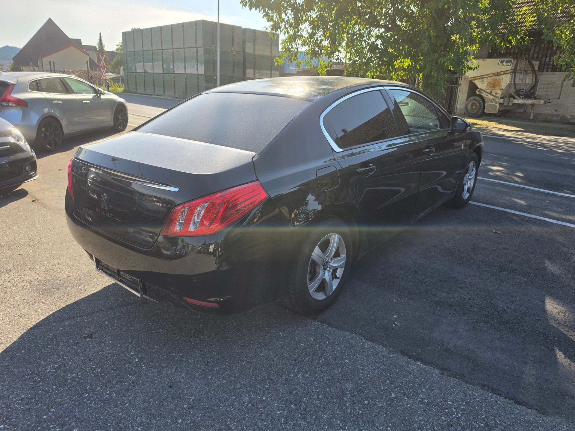 PEUGEOT 508 2.0 HDI Hybrid4 Allure EGS6-image-4