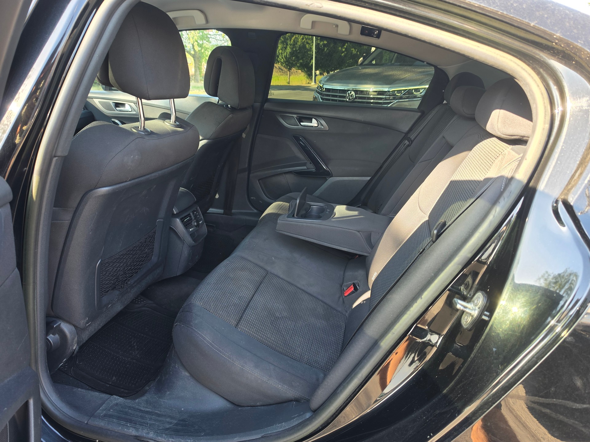 PEUGEOT 508 2.0 HDI Hybrid4 Allure EGS6-image-11