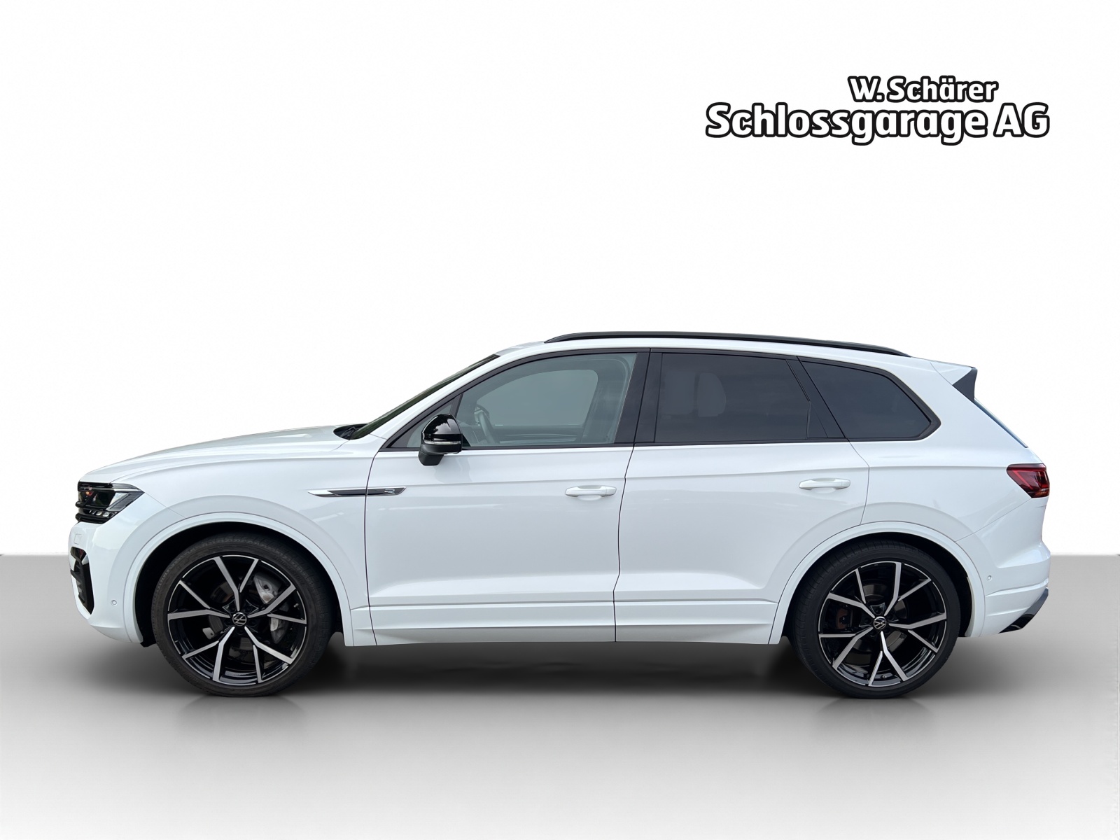 VW Touareg 3.0 TDI R Line Limited Tiptronic-showroom-element-1
