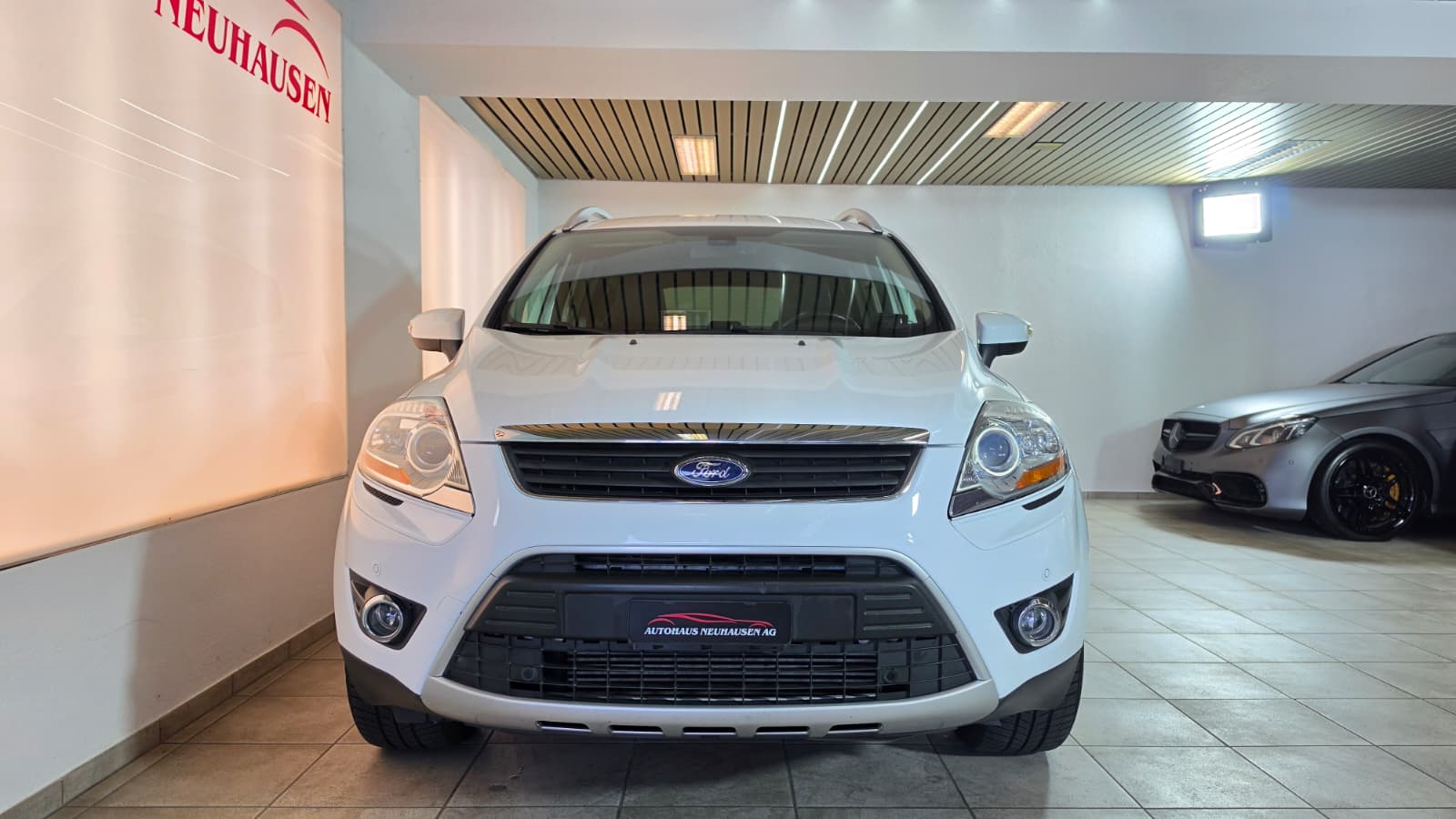 FORD Kuga 2.5 Turbo Titanium 4WD Automatic, Schweizer Fahrzeug, Frisch ab MFK und Frisch ab Service-showroom-element-1