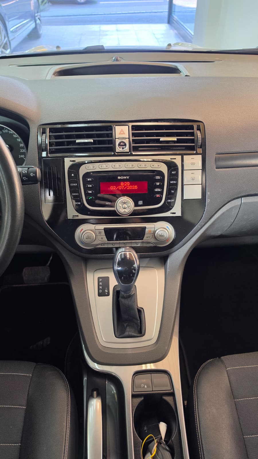 FORD Kuga 2.5 Turbo Titanium 4WD Automatic, Schweizer Fahrzeug, Frisch ab MFK und Frisch ab Service-image-7