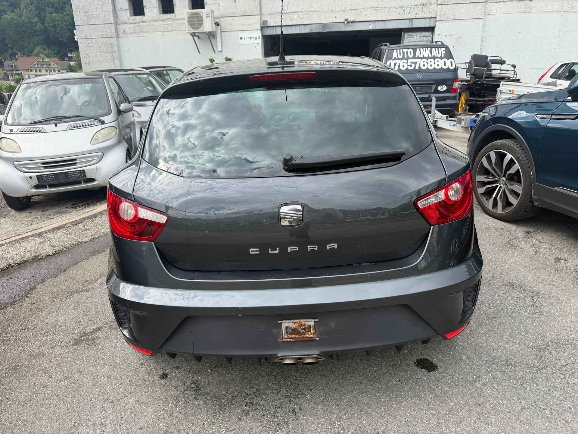 SEAT Ibiza SC 1.4 TSI Cupra DSG-image-3