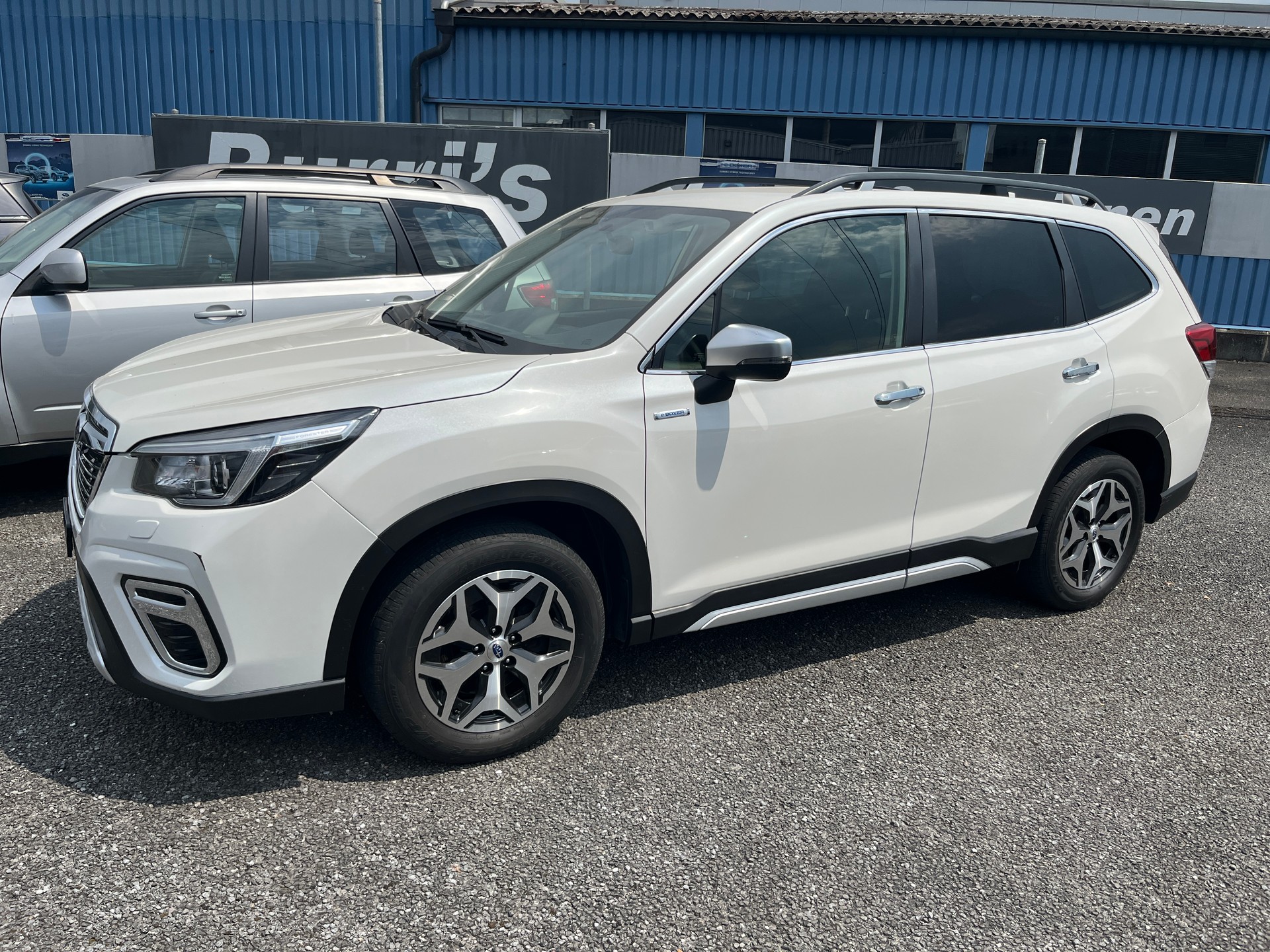 SUBARU Forester 2.0i e-BOXER Swiss Plus