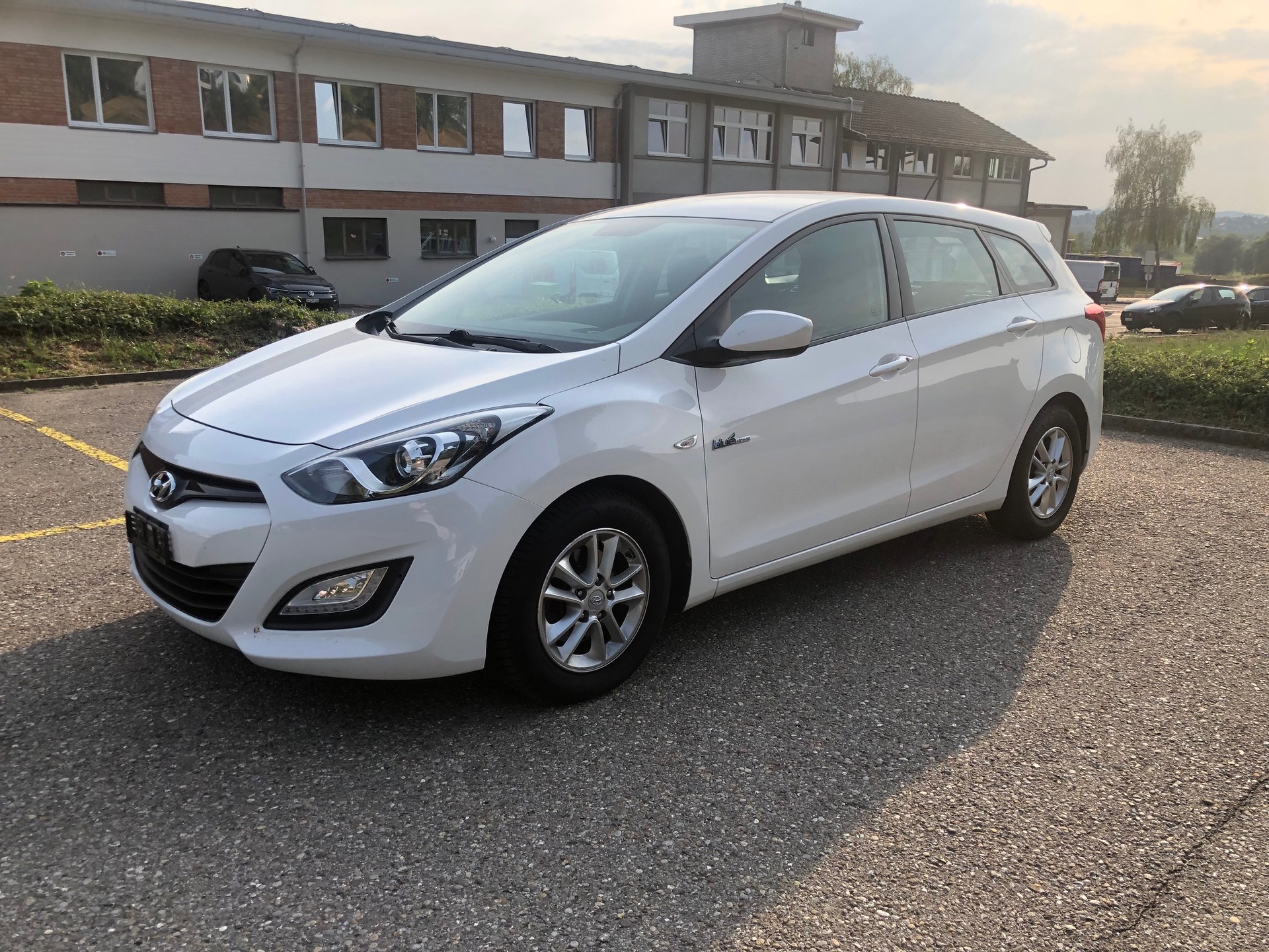 HYUNDAI i30 Wagon 1.6 GDI Style-showroom-element-1